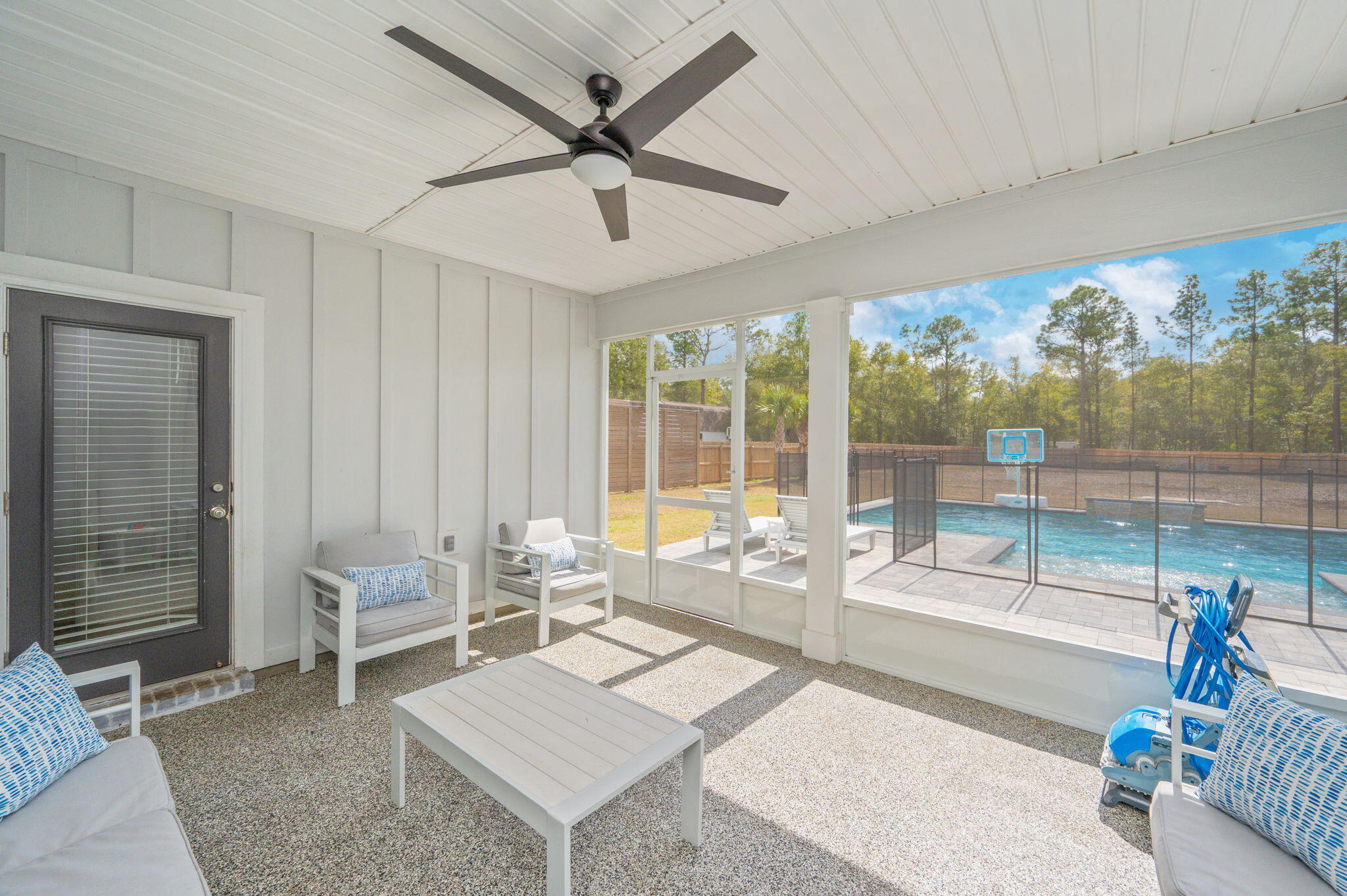 HILLWOOD ESTATES - Residential