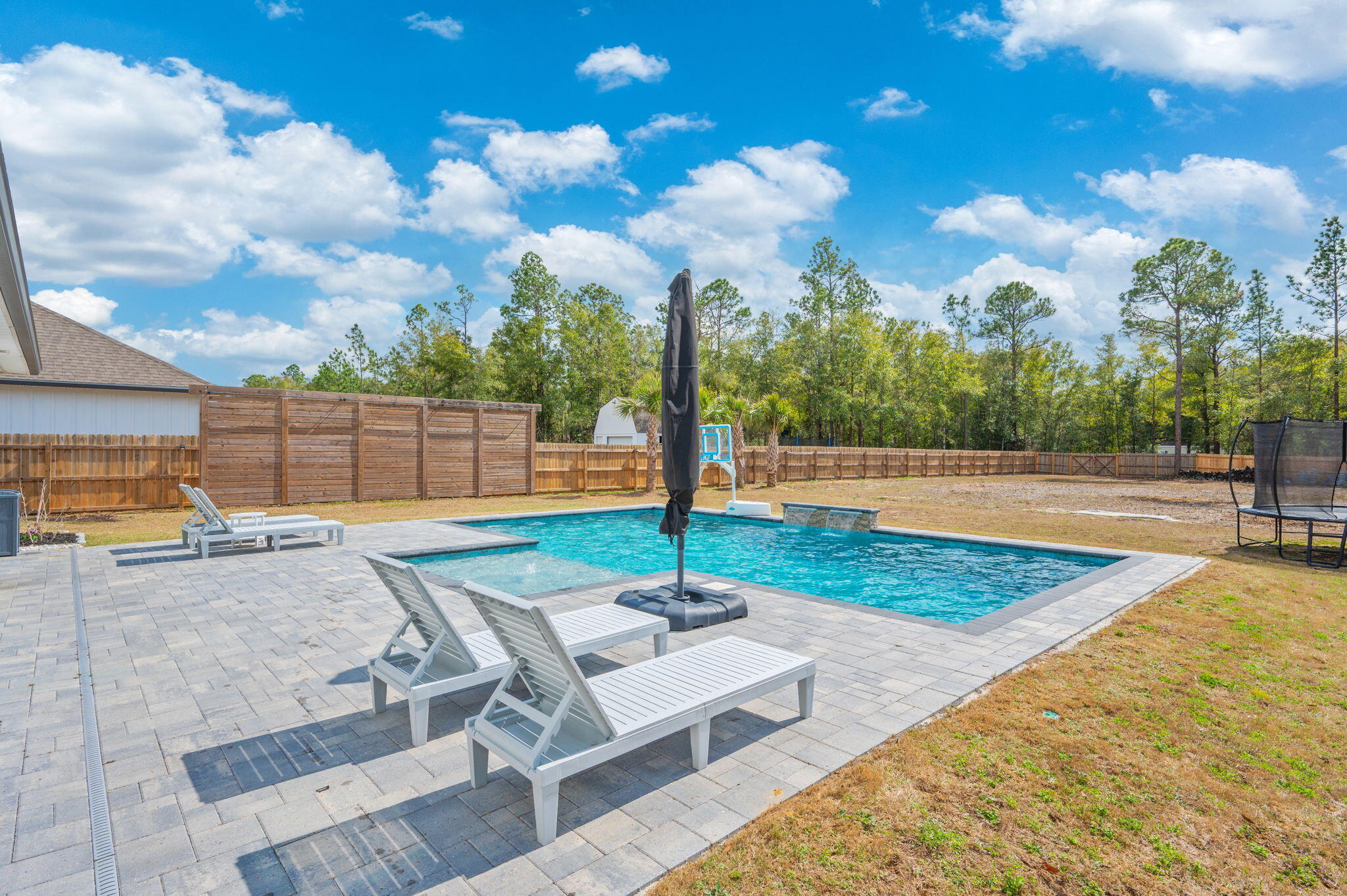 HILLWOOD ESTATES - Residential