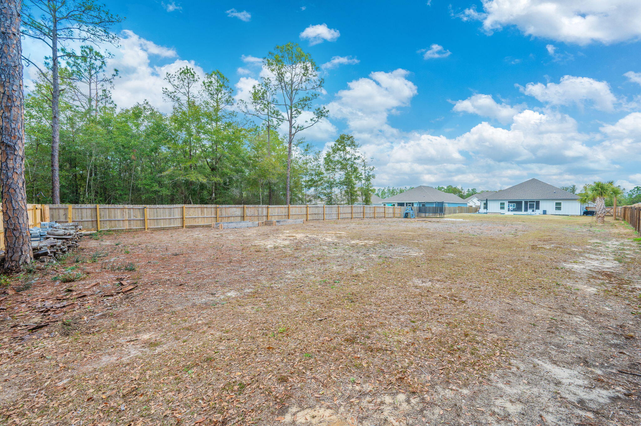 HILLWOOD ESTATES - Residential