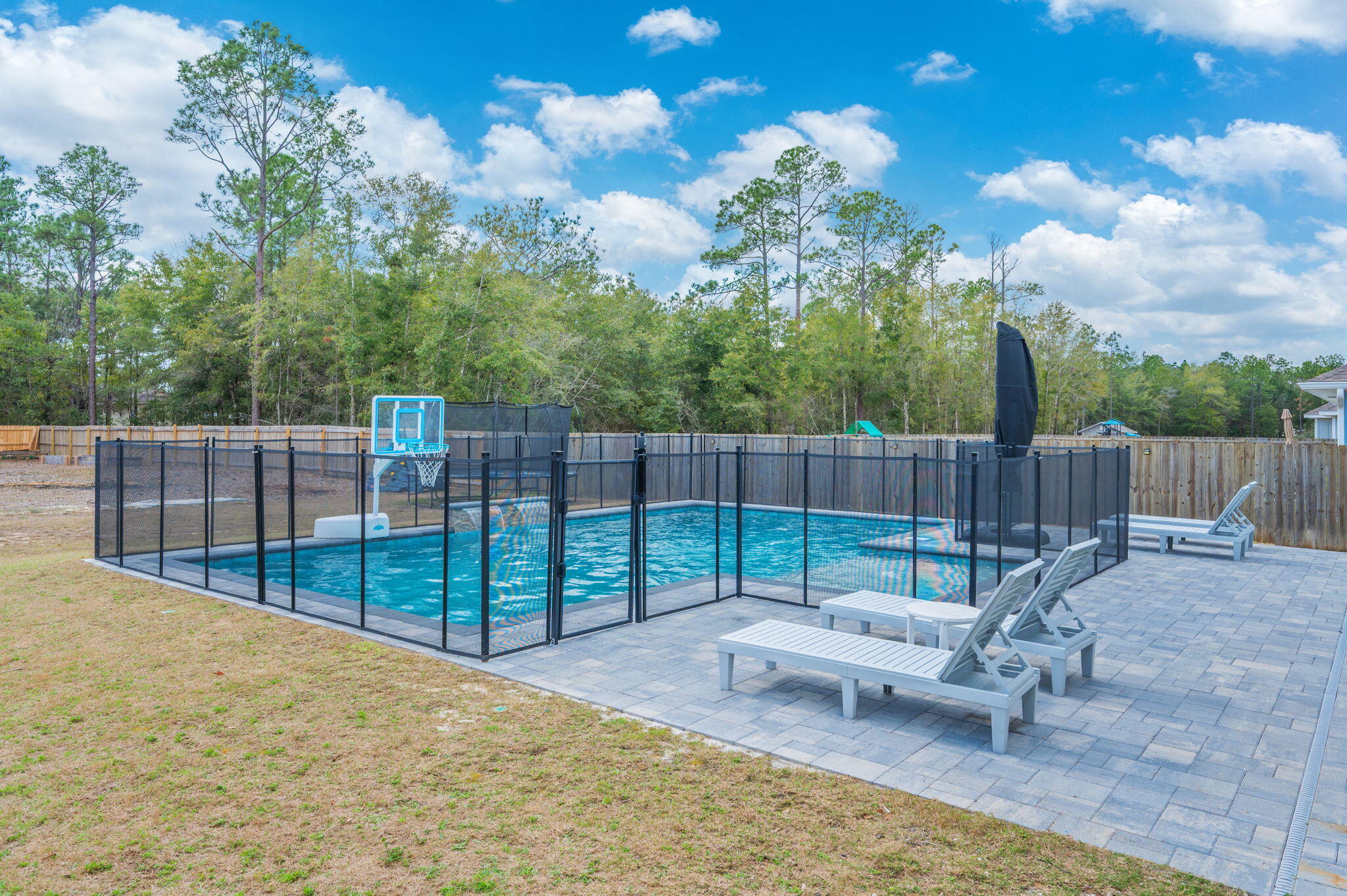 HILLWOOD ESTATES - Residential