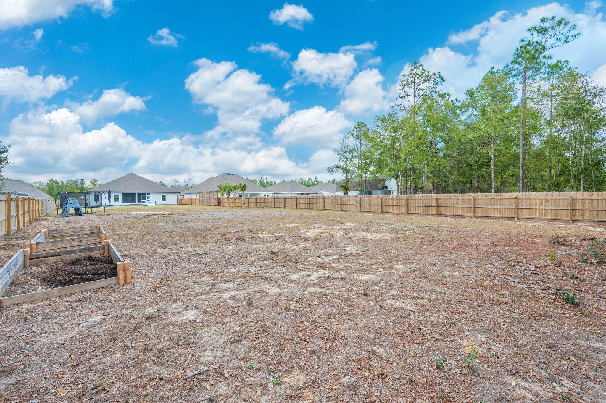 HILLWOOD ESTATES - Residential