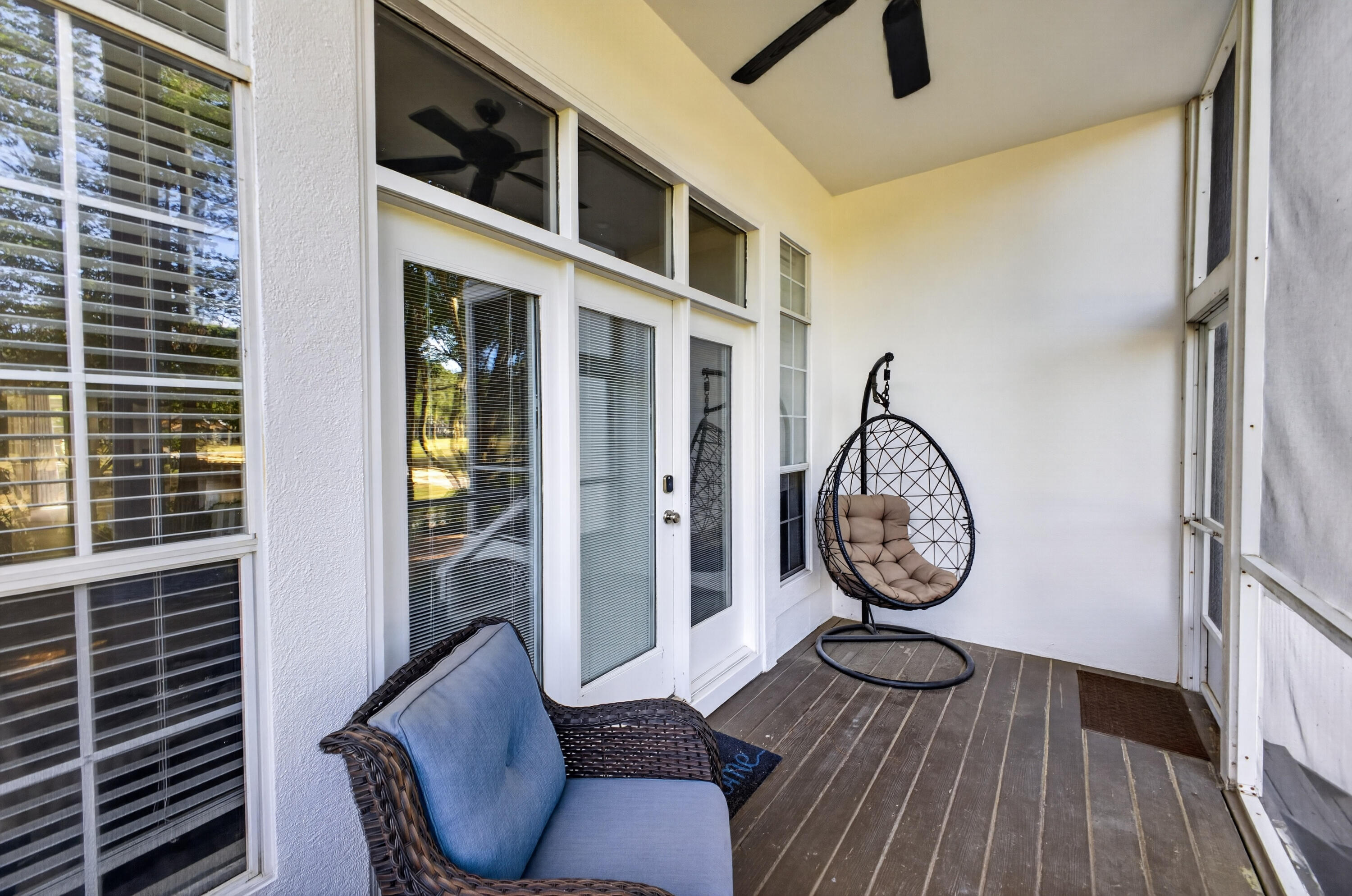 VANTAGE POINTE - Residential