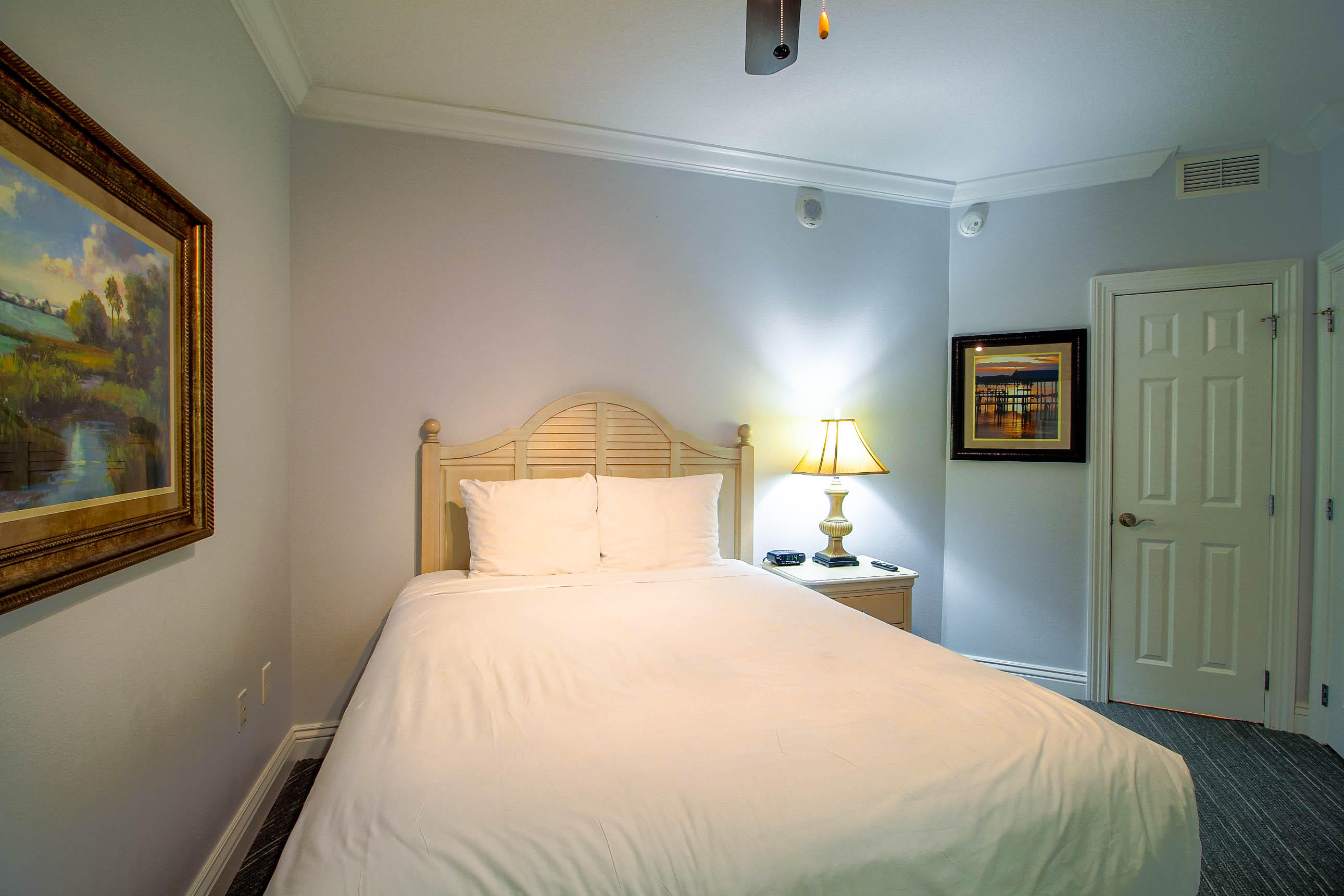 EMERALD GRANDE - Residential