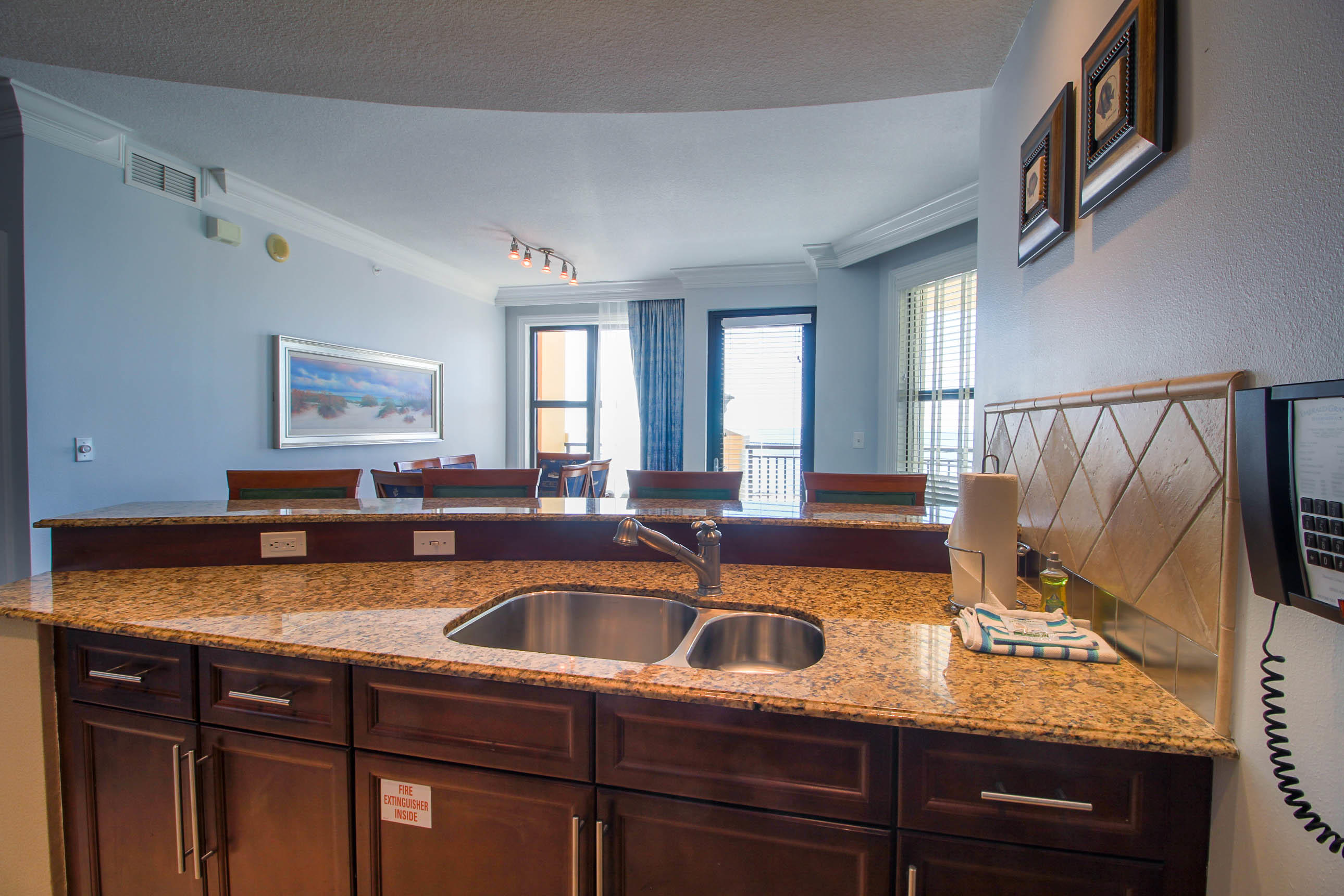 EMERALD GRANDE - Residential