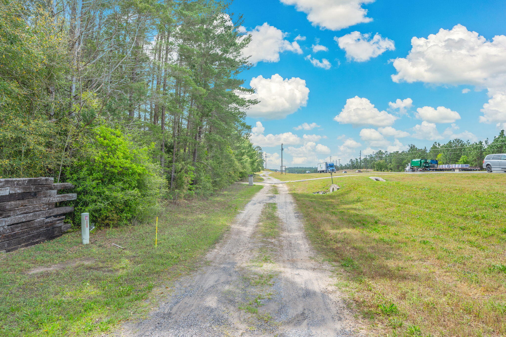 NO RECORDED SUBDIVISION - Residential