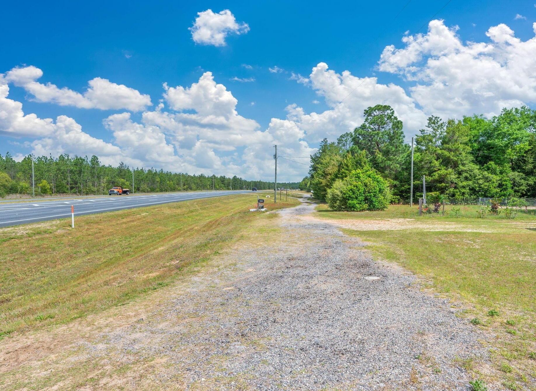 NO RECORDED SUBDIVISION - Residential