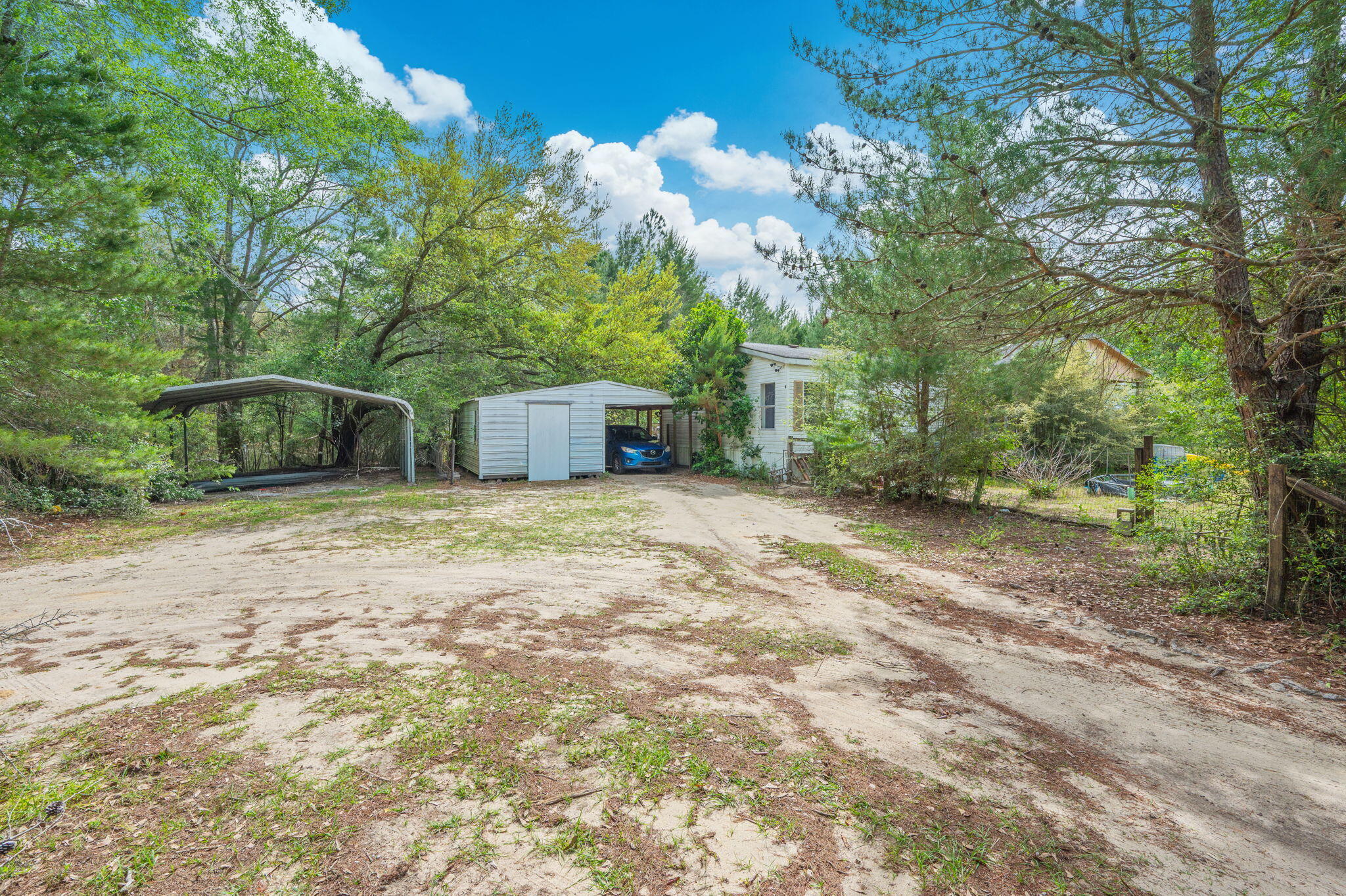 NO RECORDED SUBDIVISION - Residential