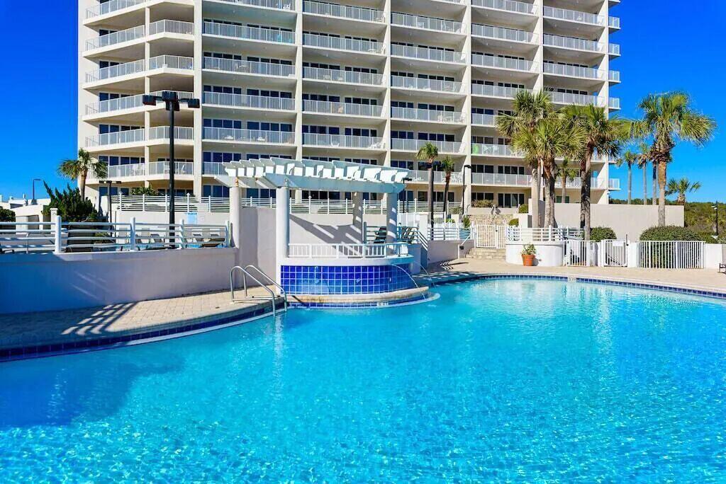 TIDES AT TOPS'L - Residential