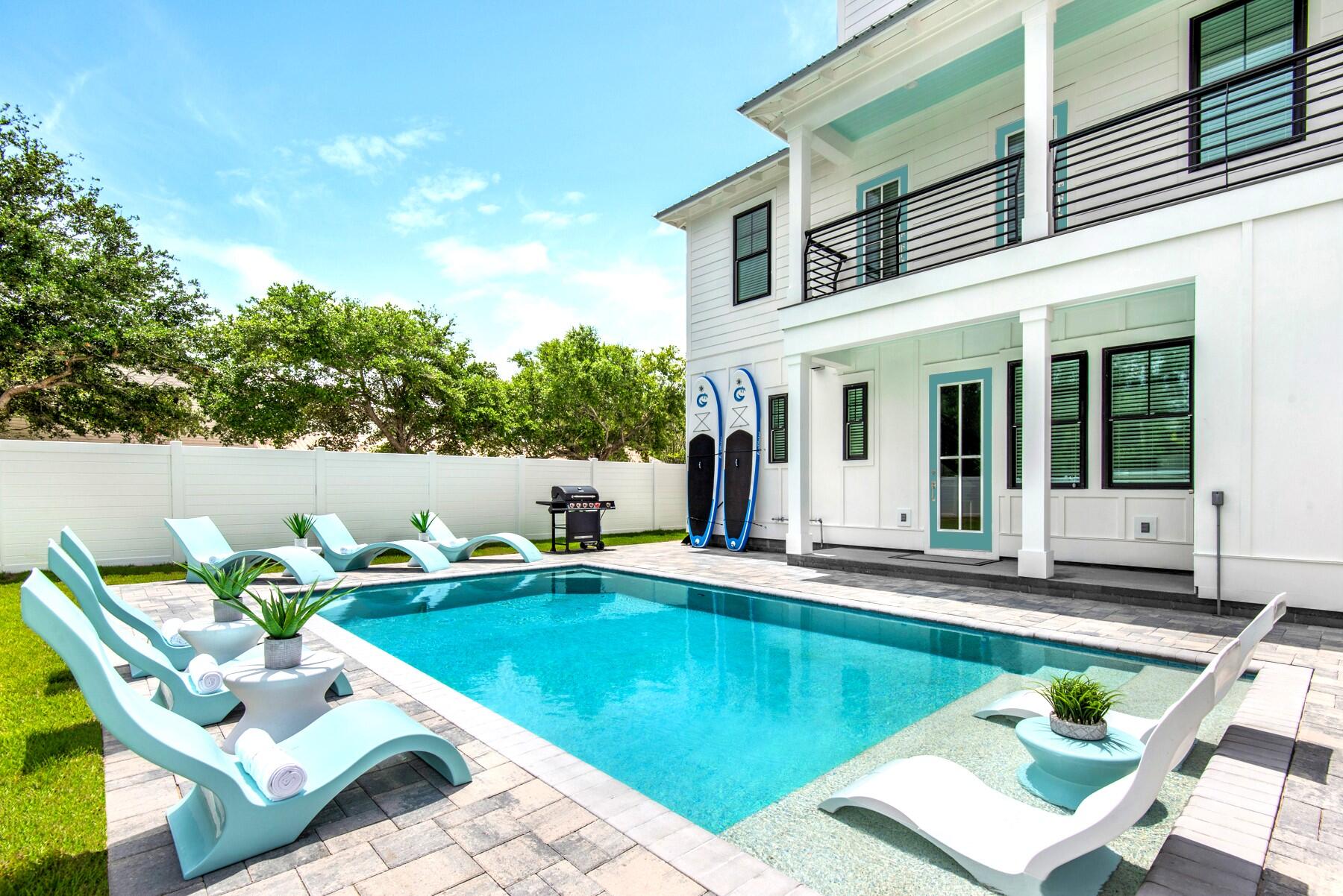 CRYSTAL BEACH - Residential