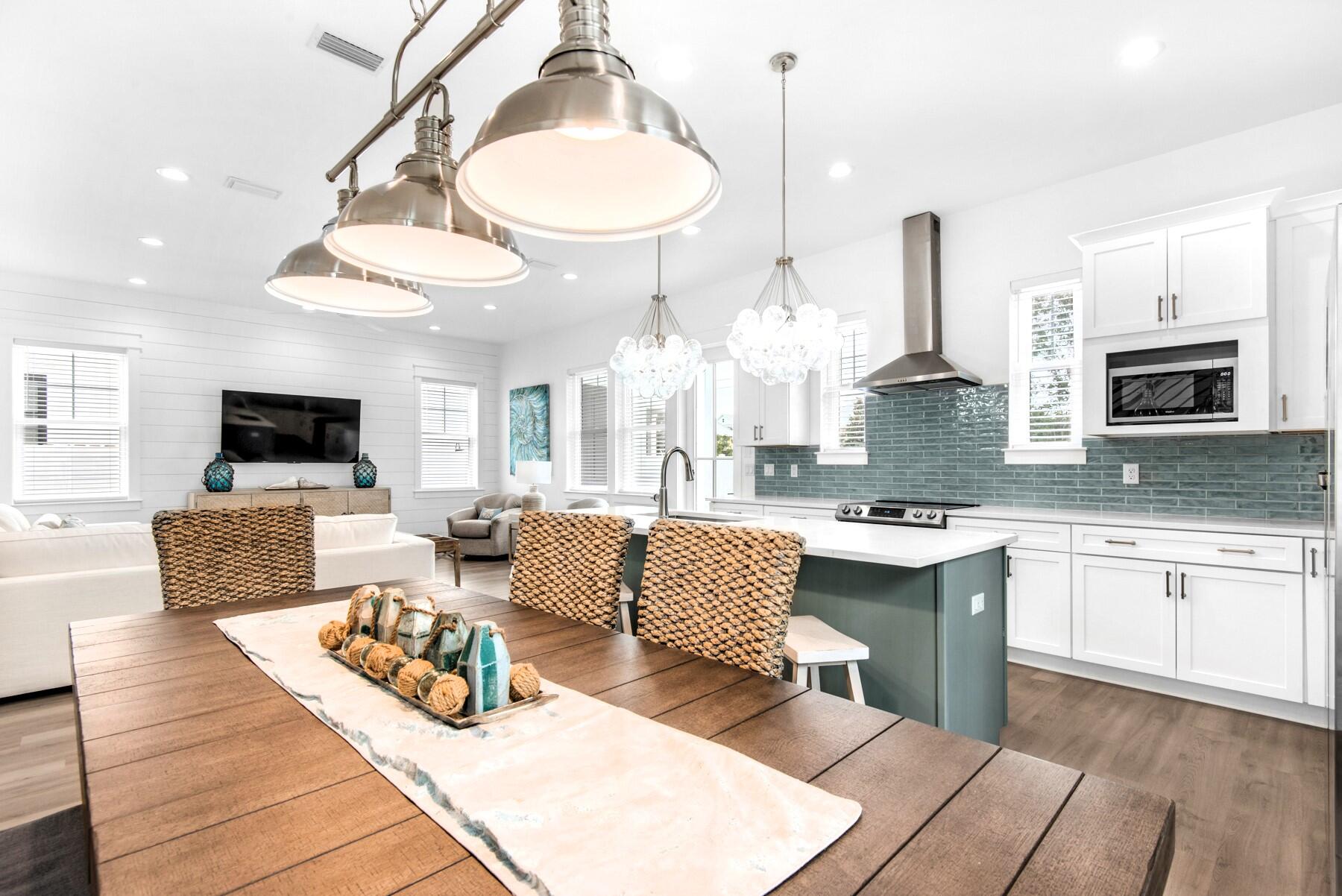 CRYSTAL BEACH - Residential