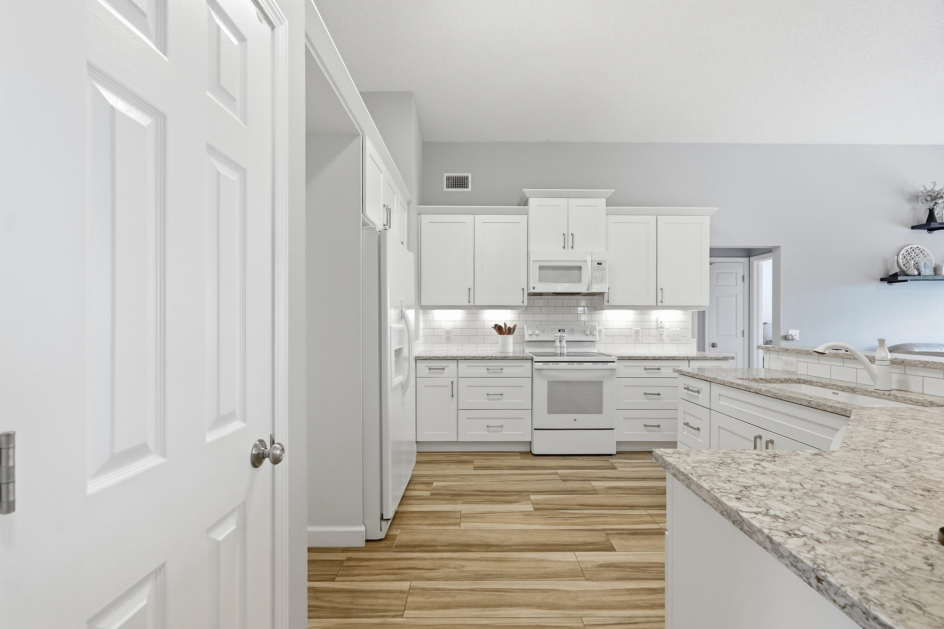 EMERALD VILLAGE S/D - Residential