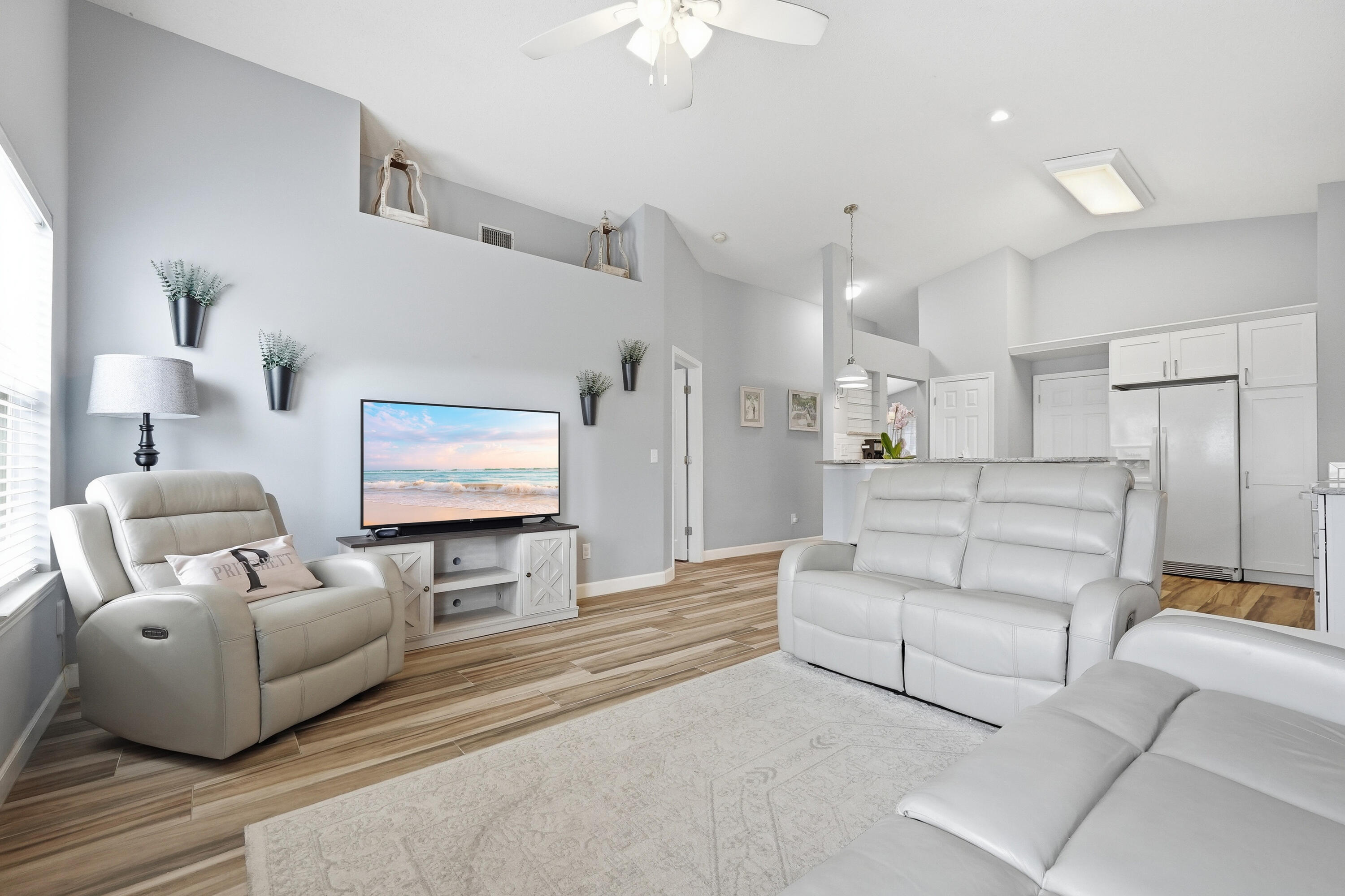 EMERALD VILLAGE S/D - Residential