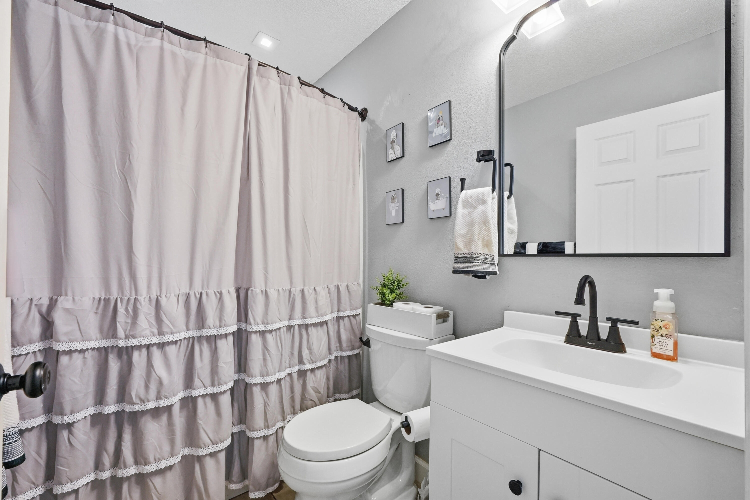 EMERALD VILLAGE S/D - Residential