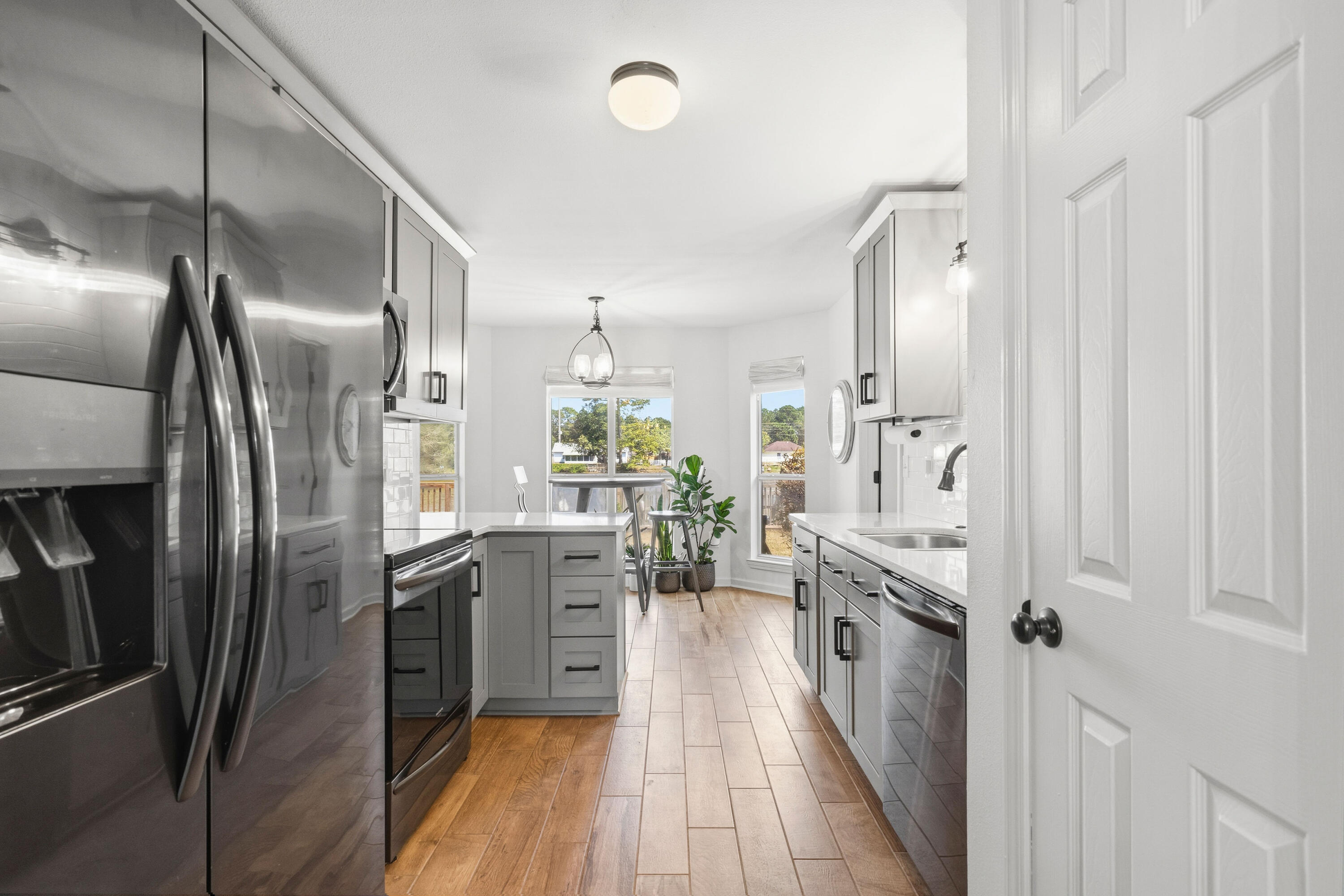 SANDALWOOD - Residential