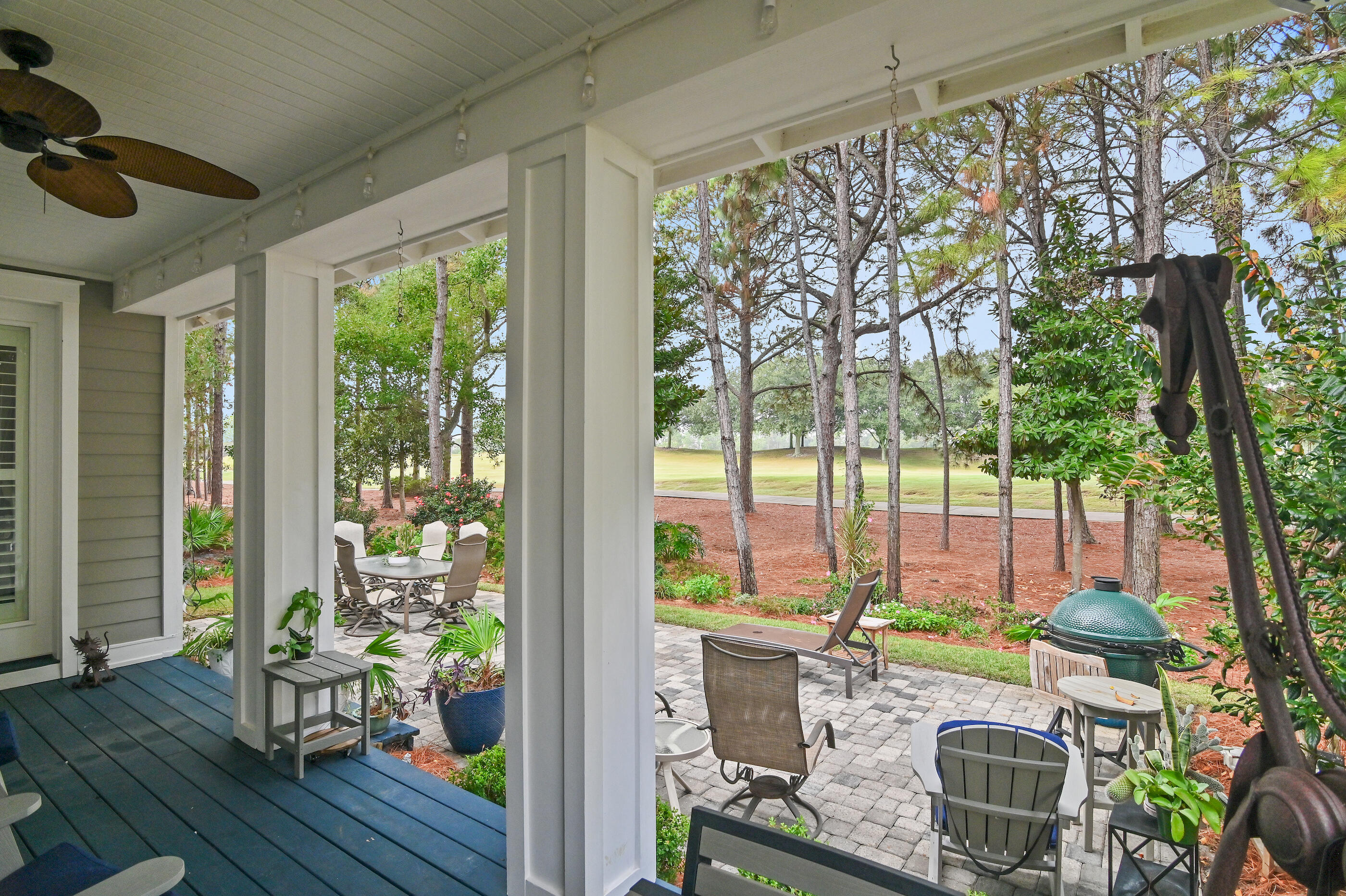 LAUREL GROVE - Residential