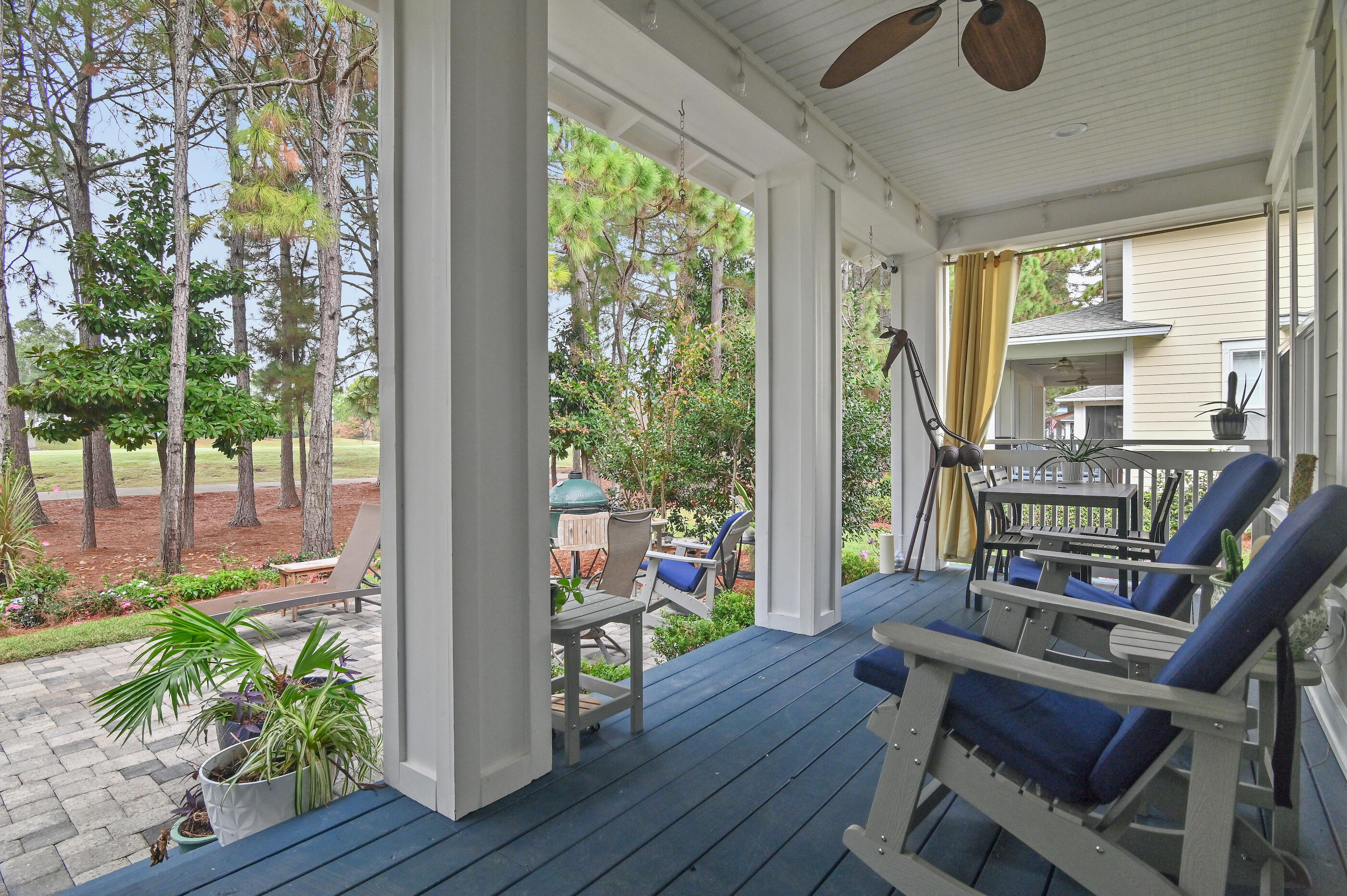 LAUREL GROVE - Residential