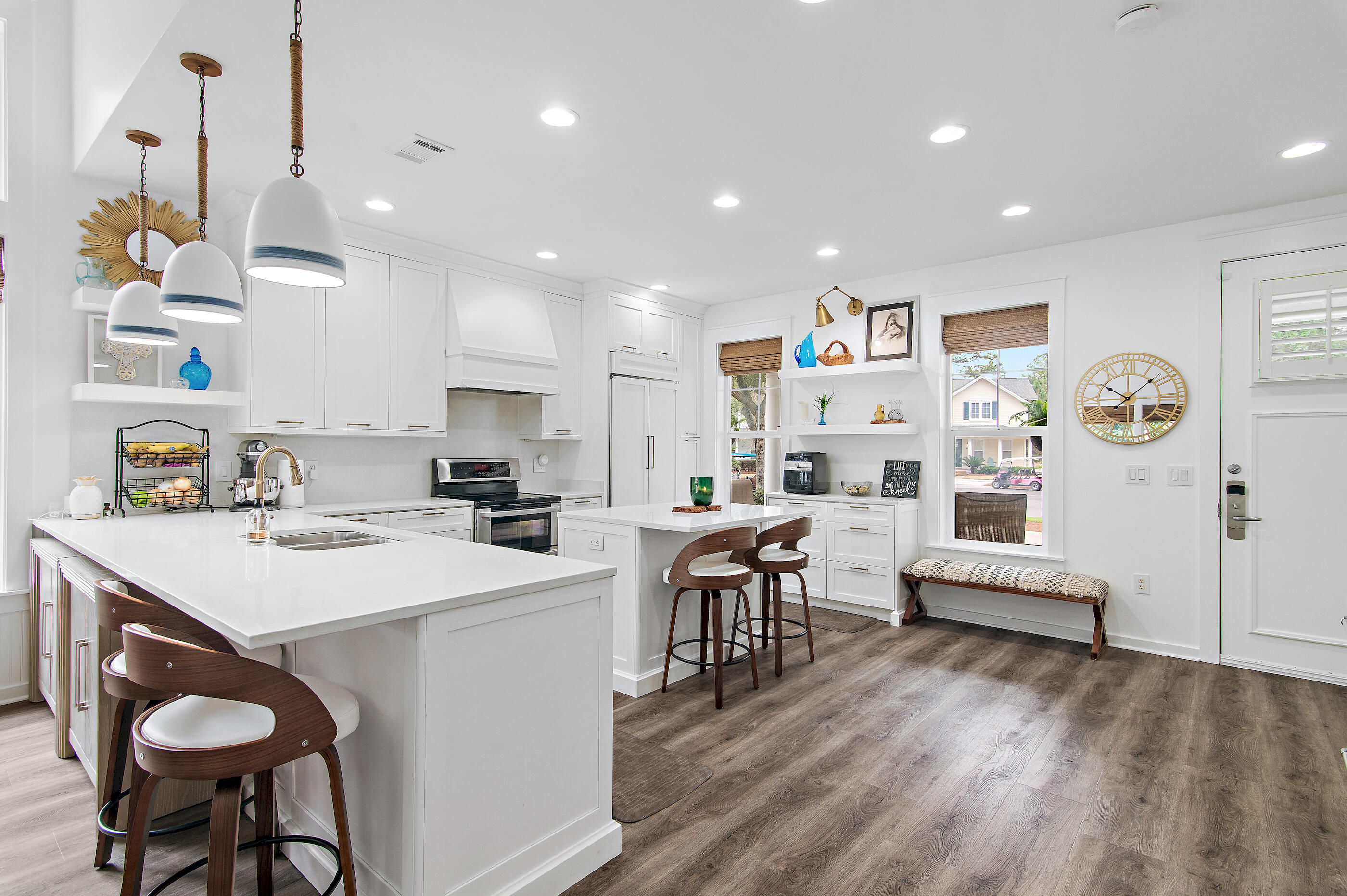 LAUREL GROVE - Residential