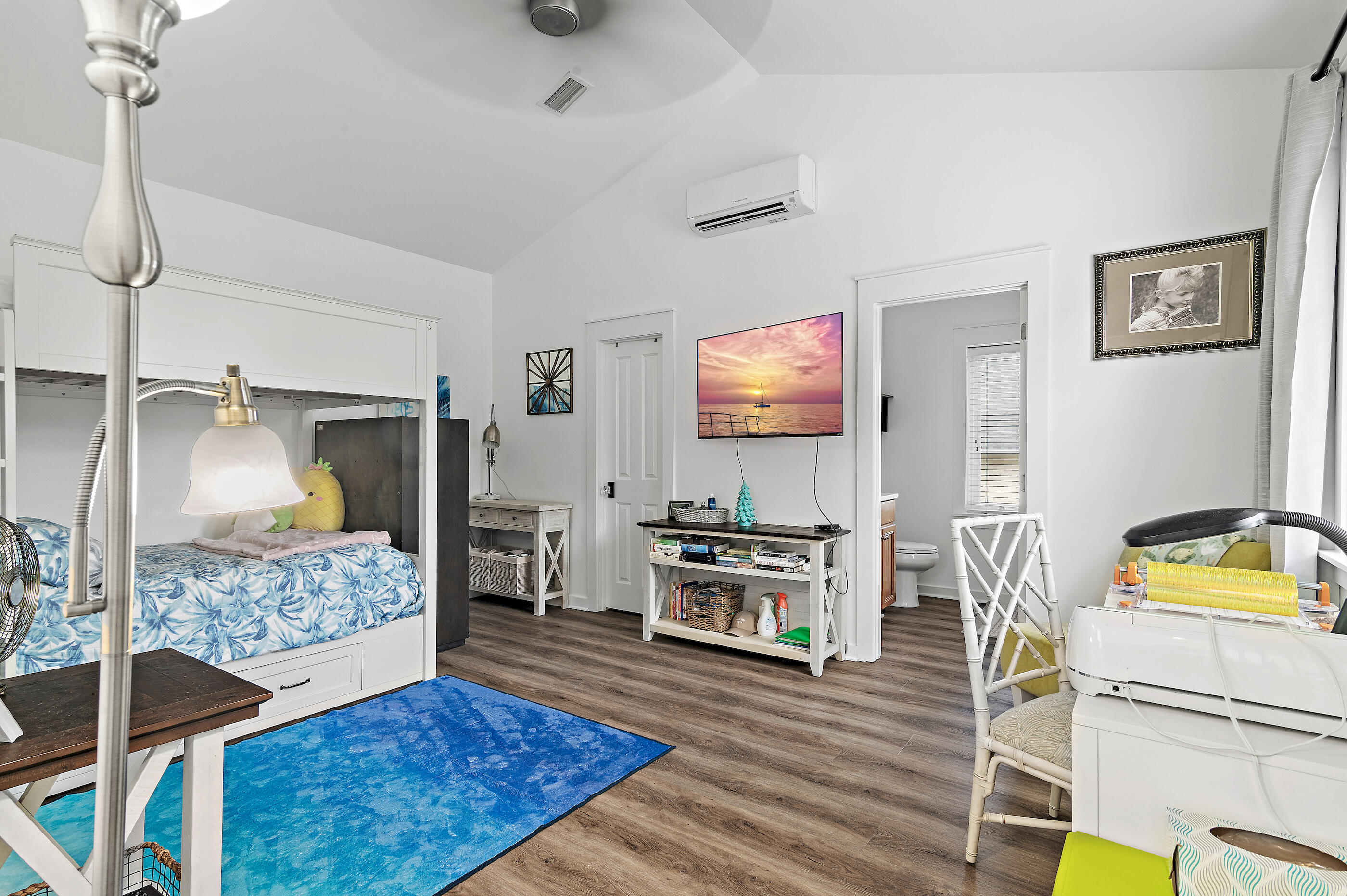 LAUREL GROVE - Residential