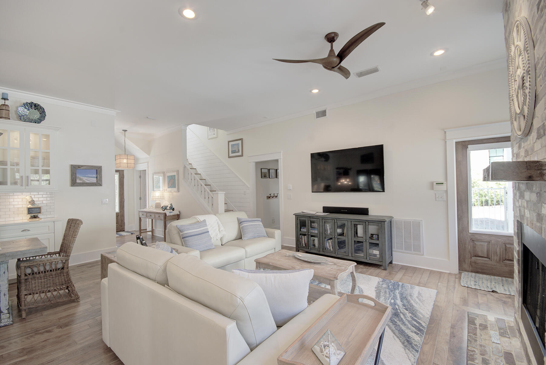 ROLLING DUNES ESTATES - Residential
