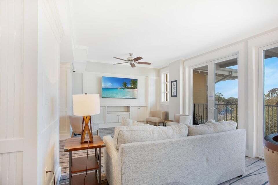 PILOT HOUSE - Residential