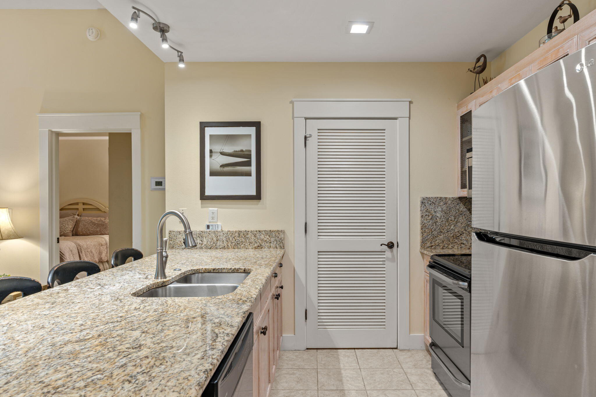 PILOT HOUSE - Residential