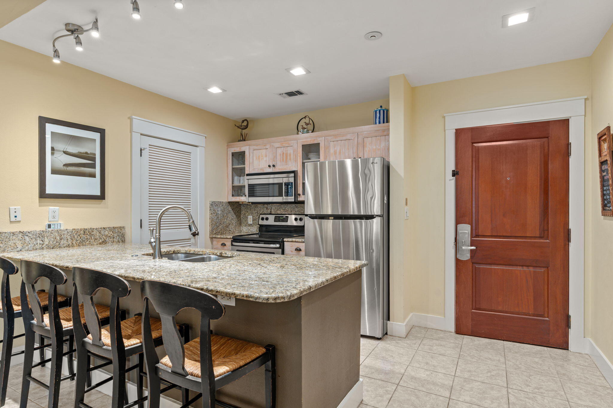 PILOT HOUSE - Residential