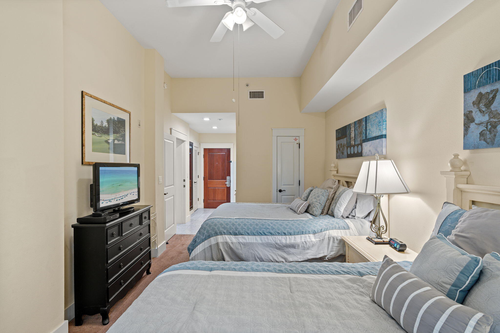 PILOT HOUSE - Residential