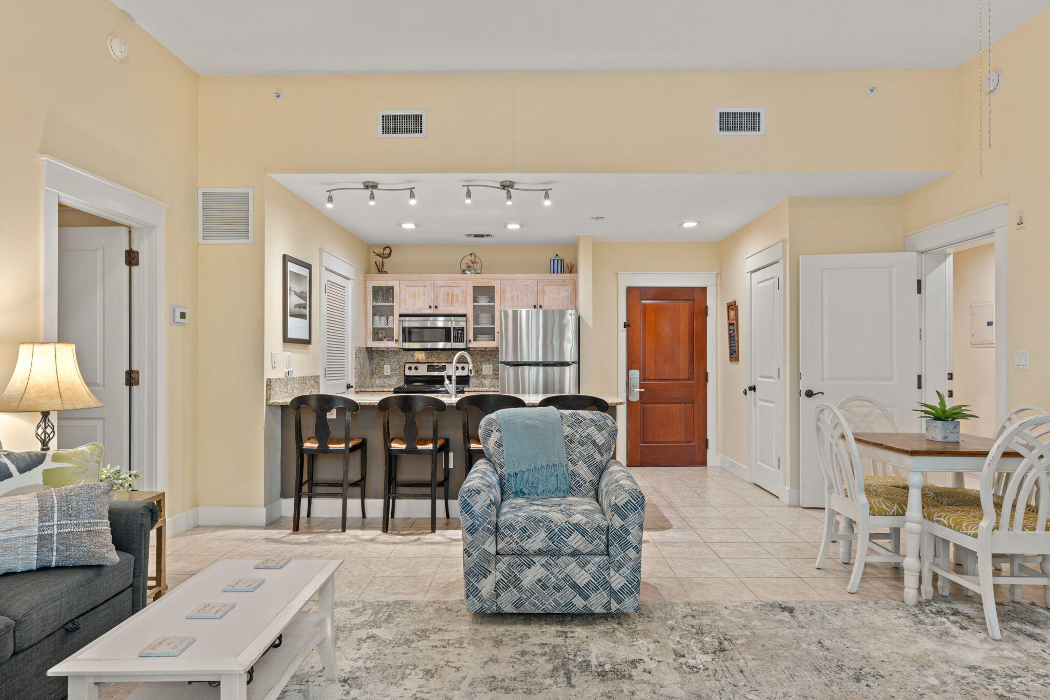 PILOT HOUSE - Residential