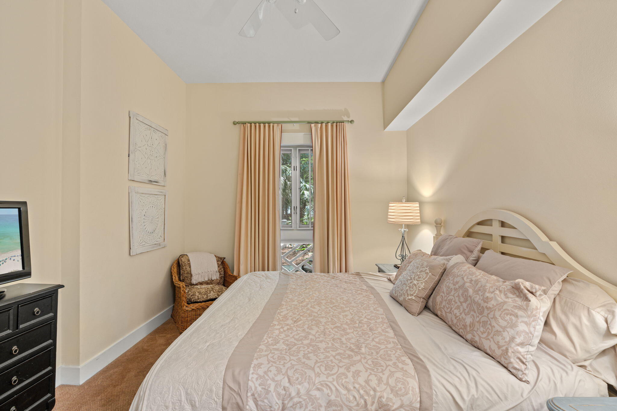 PILOT HOUSE - Residential