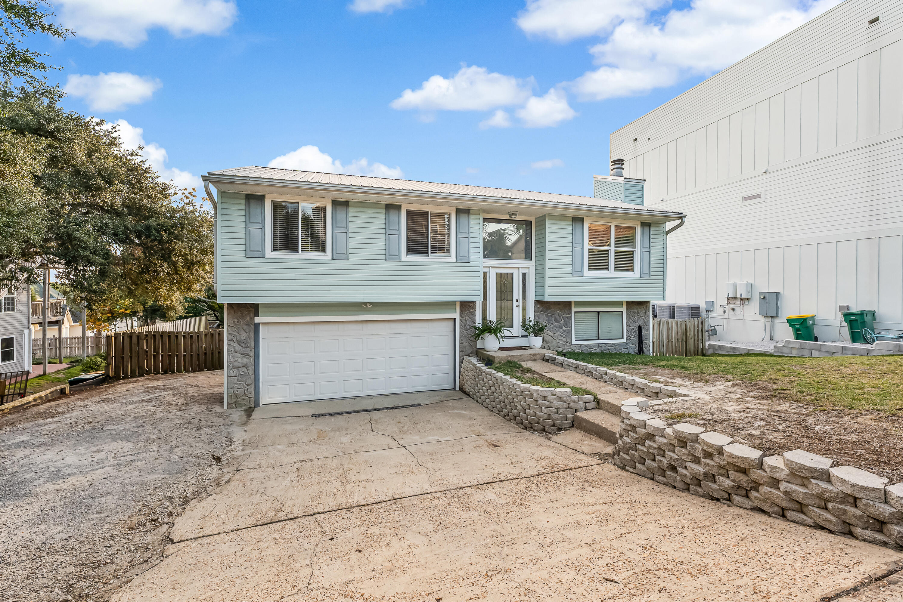 BEACONVIEW - Residential