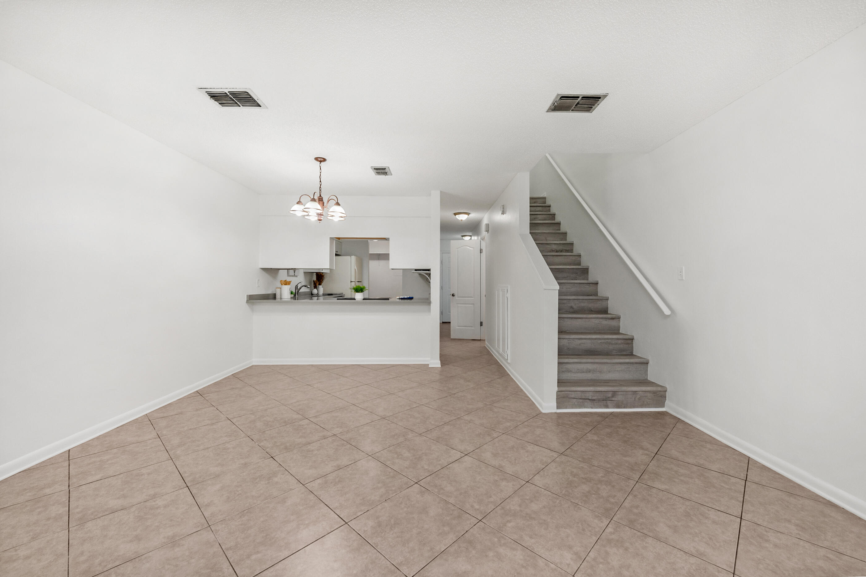 WOODHAM MANOR - Residential Lease