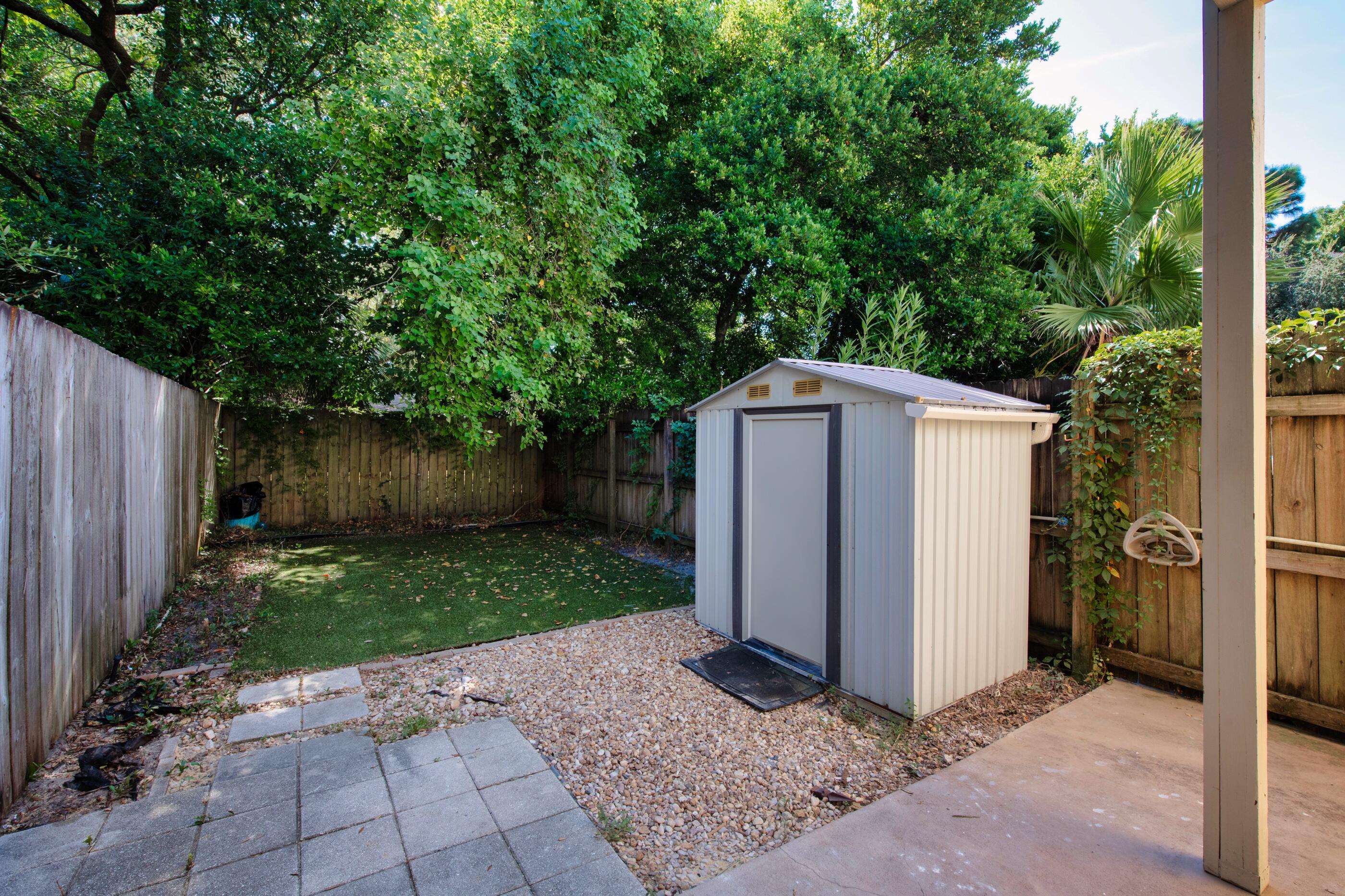 WOODHAM MANOR - Residential Lease