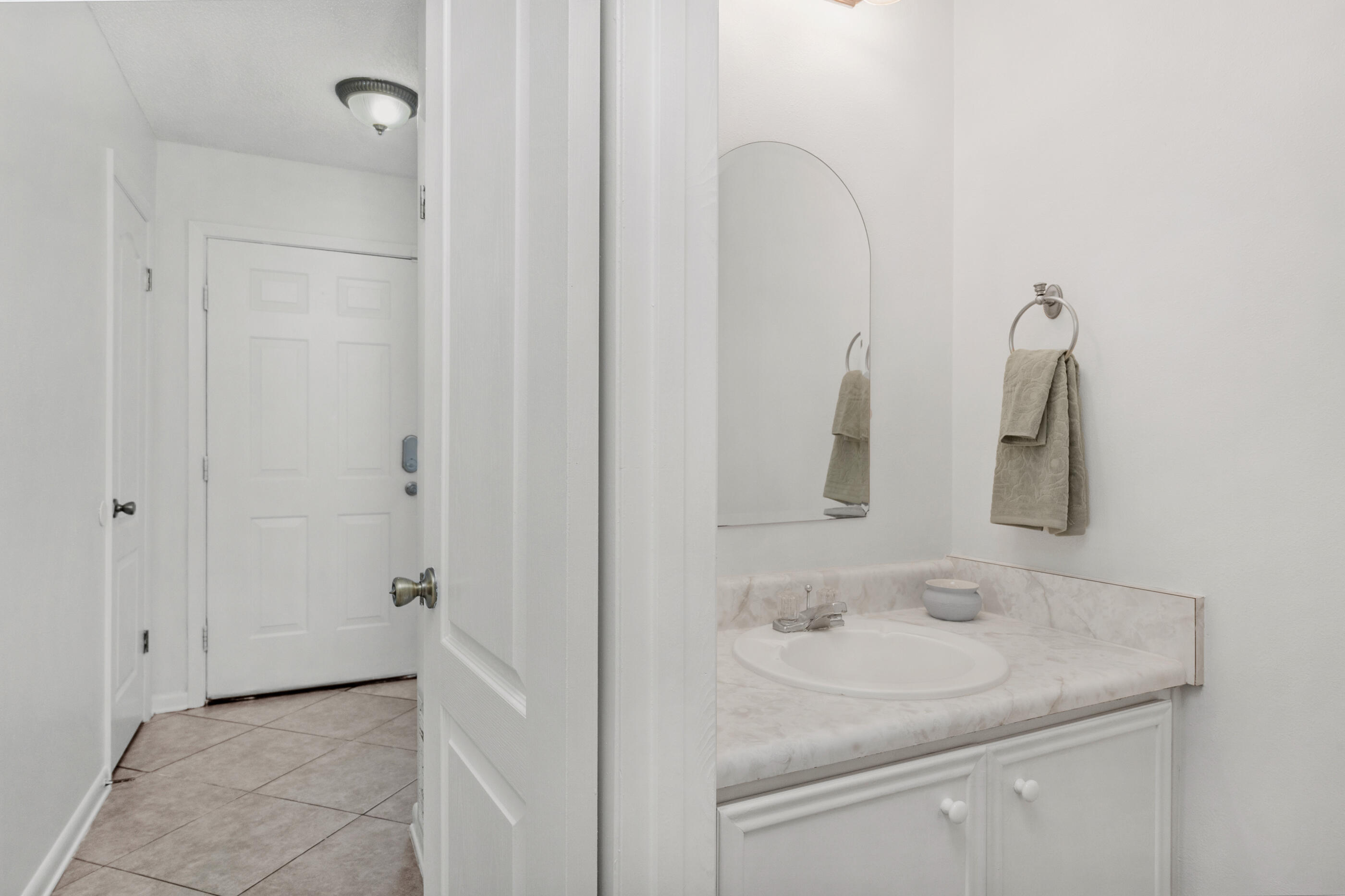 WOODHAM MANOR - Residential Lease