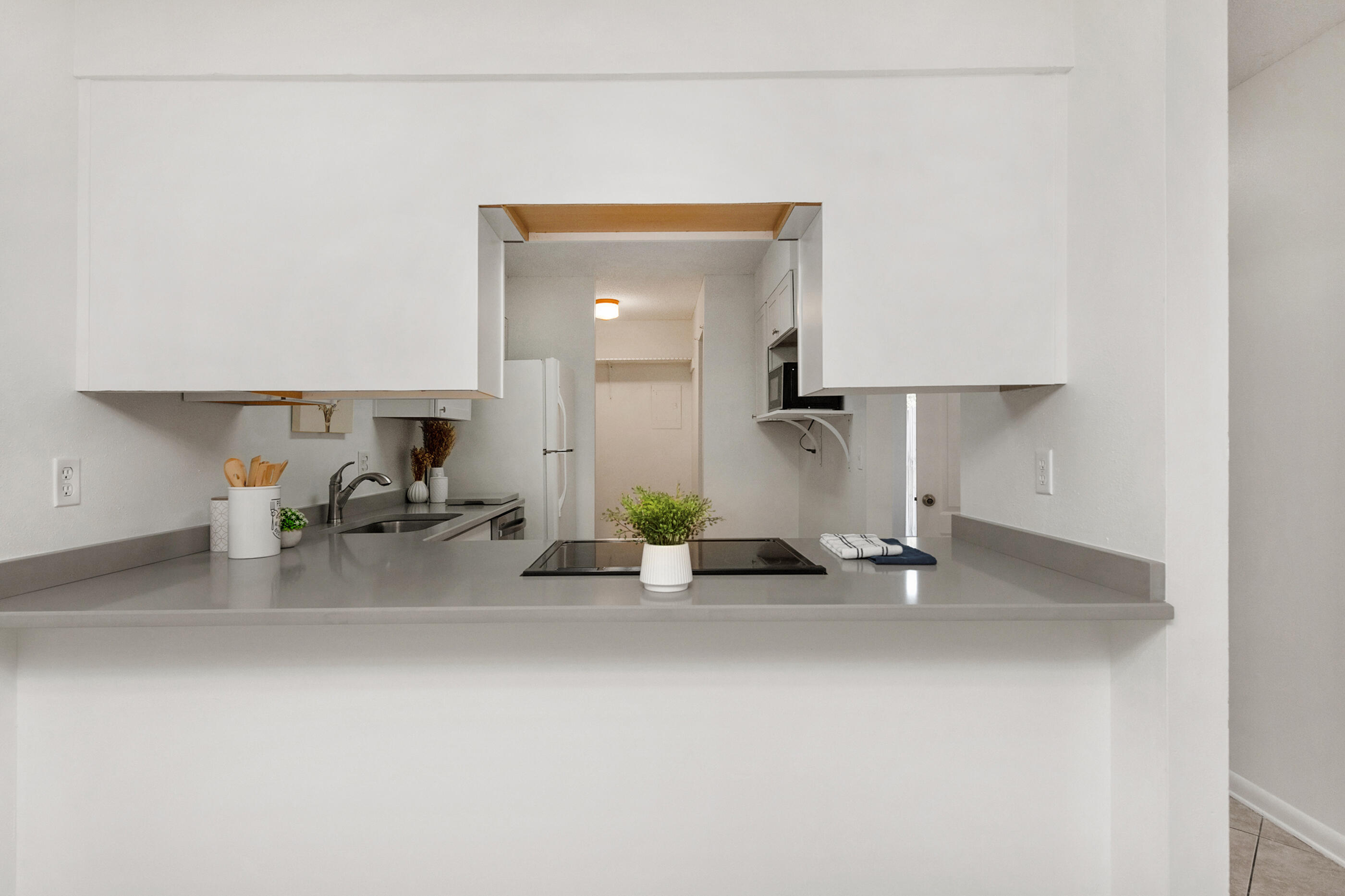 WOODHAM MANOR - Residential Lease