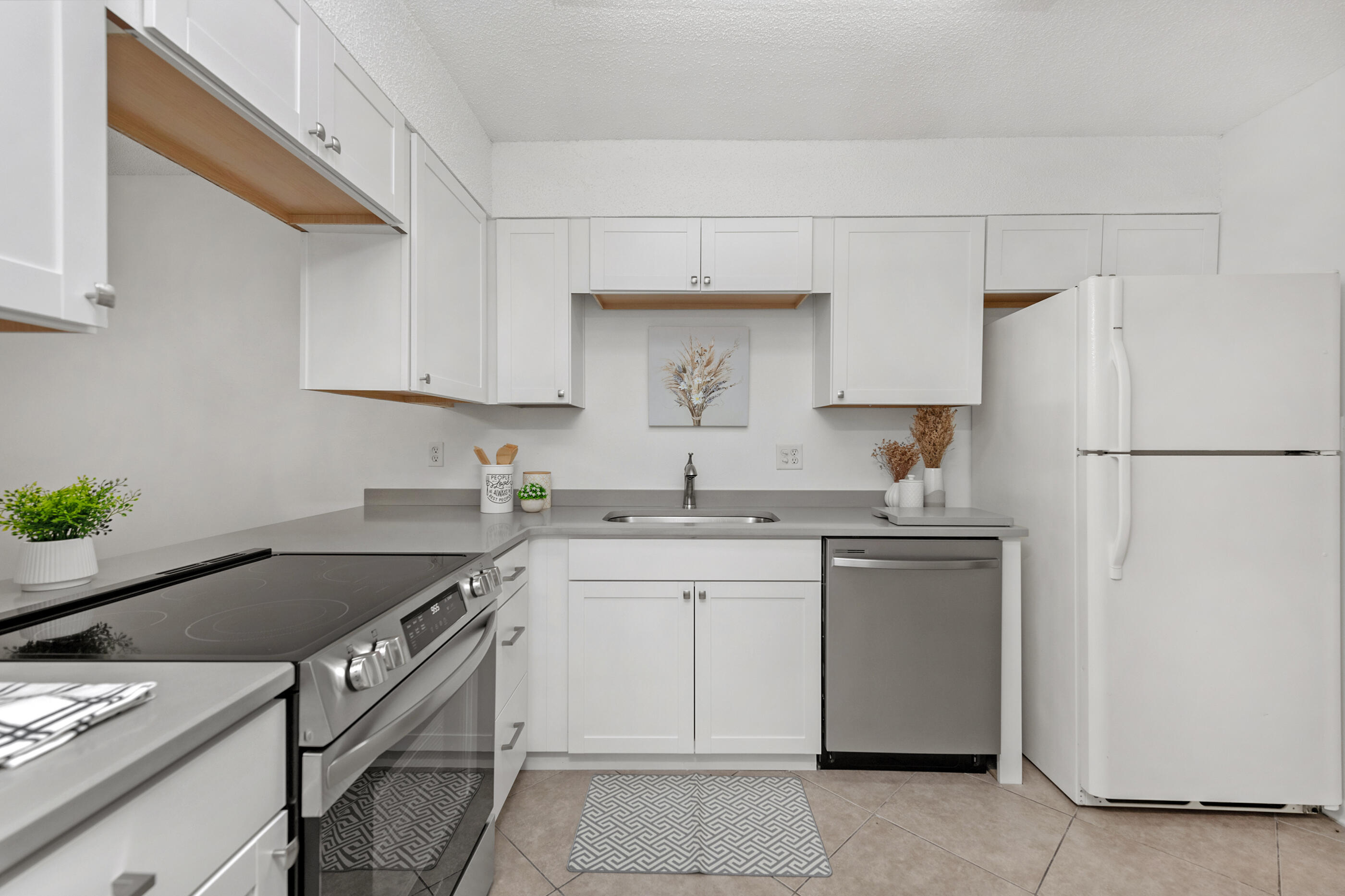 WOODHAM MANOR - Residential Lease