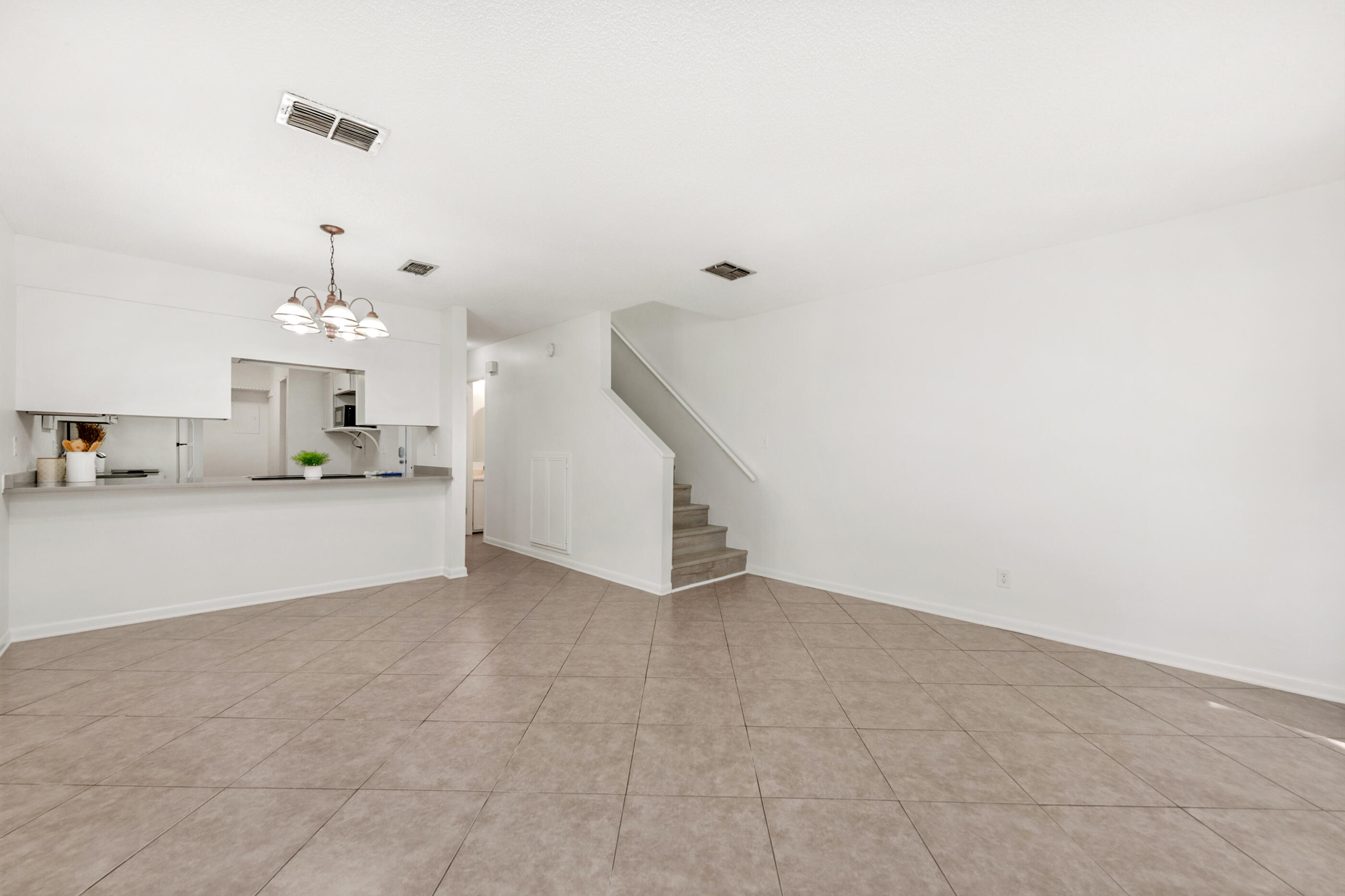 WOODHAM MANOR - Residential Lease