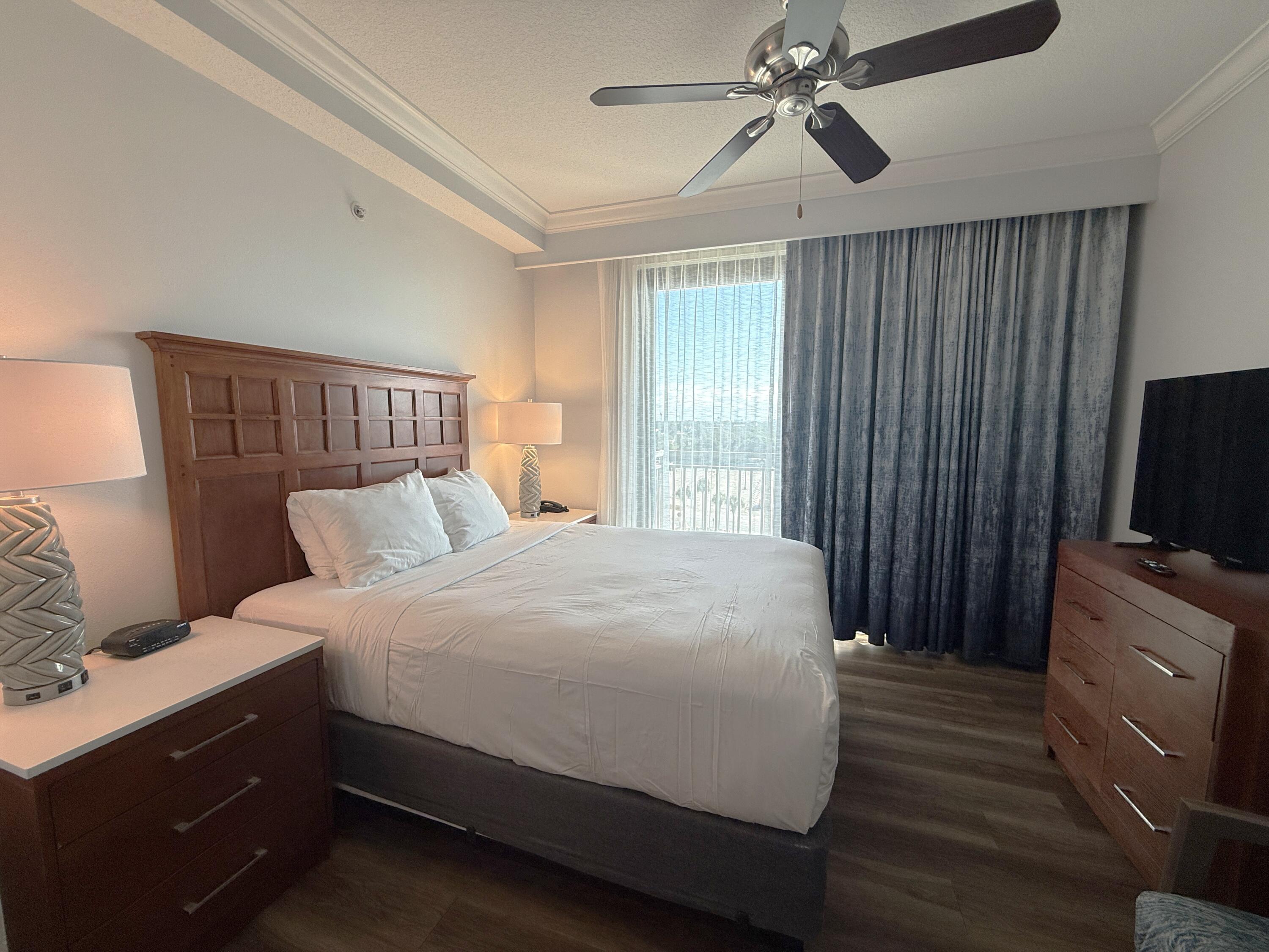 EMERALD GRANDE - Residential