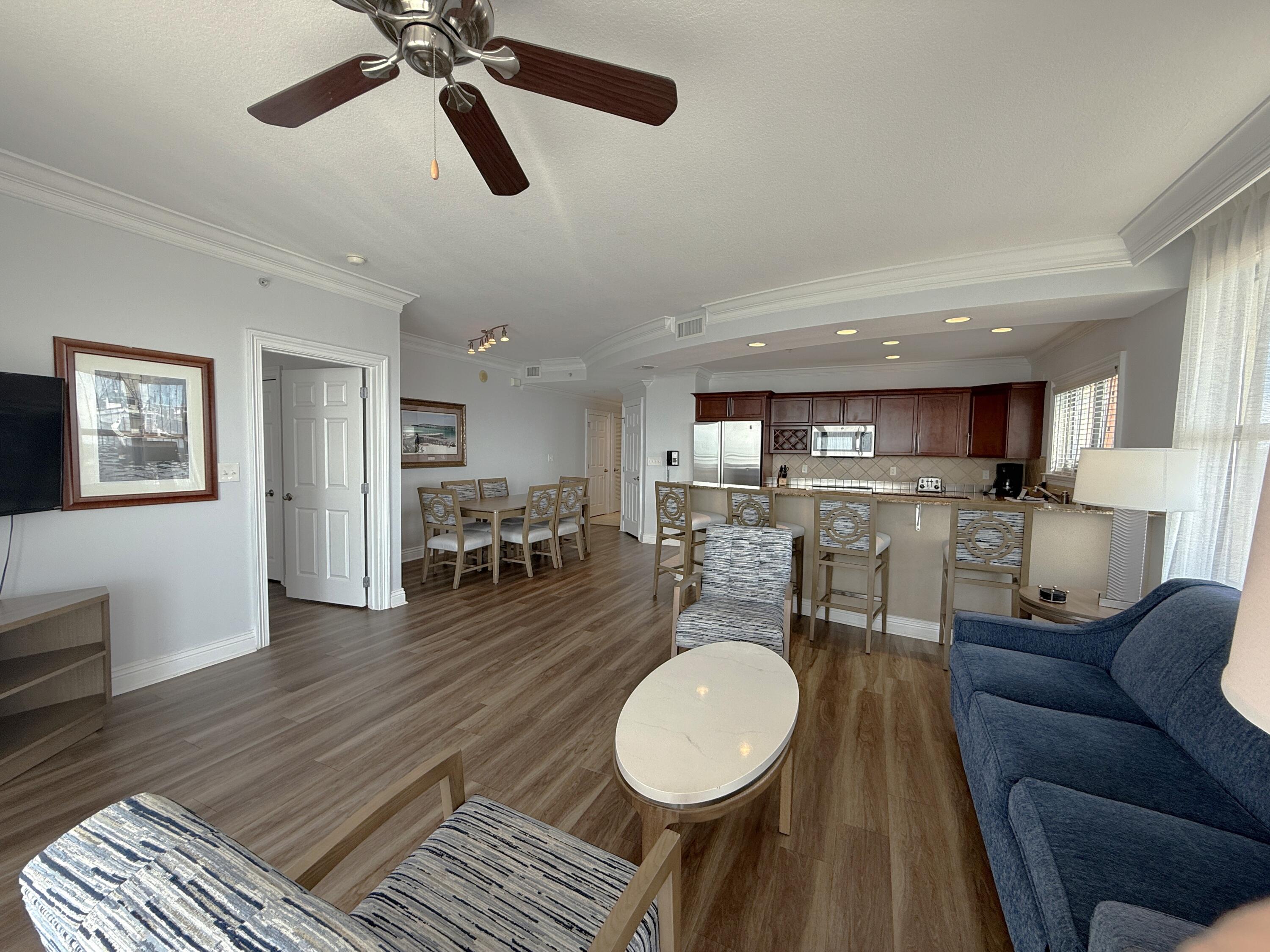 EMERALD GRANDE - Residential