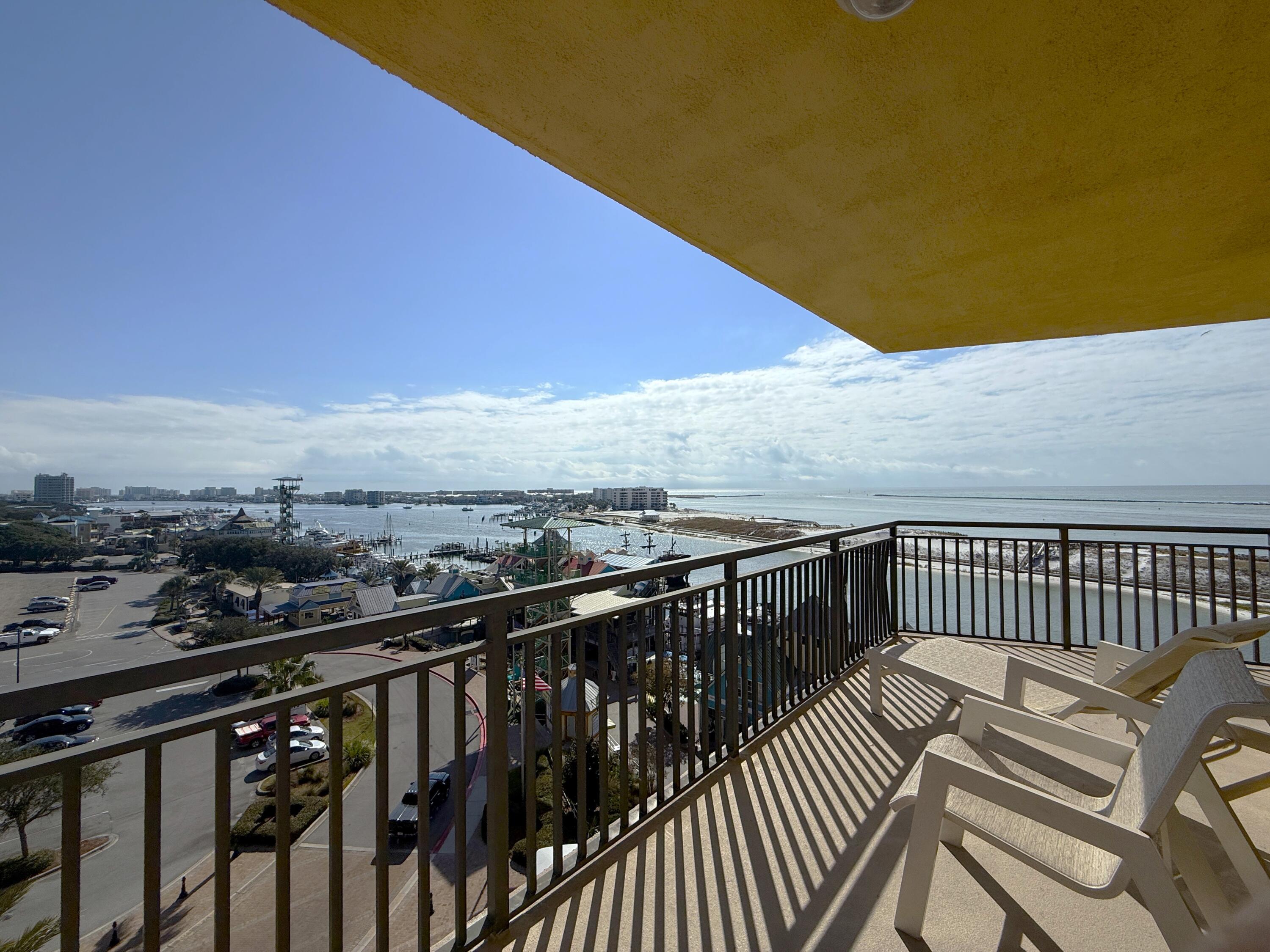 EMERALD GRANDE - Residential