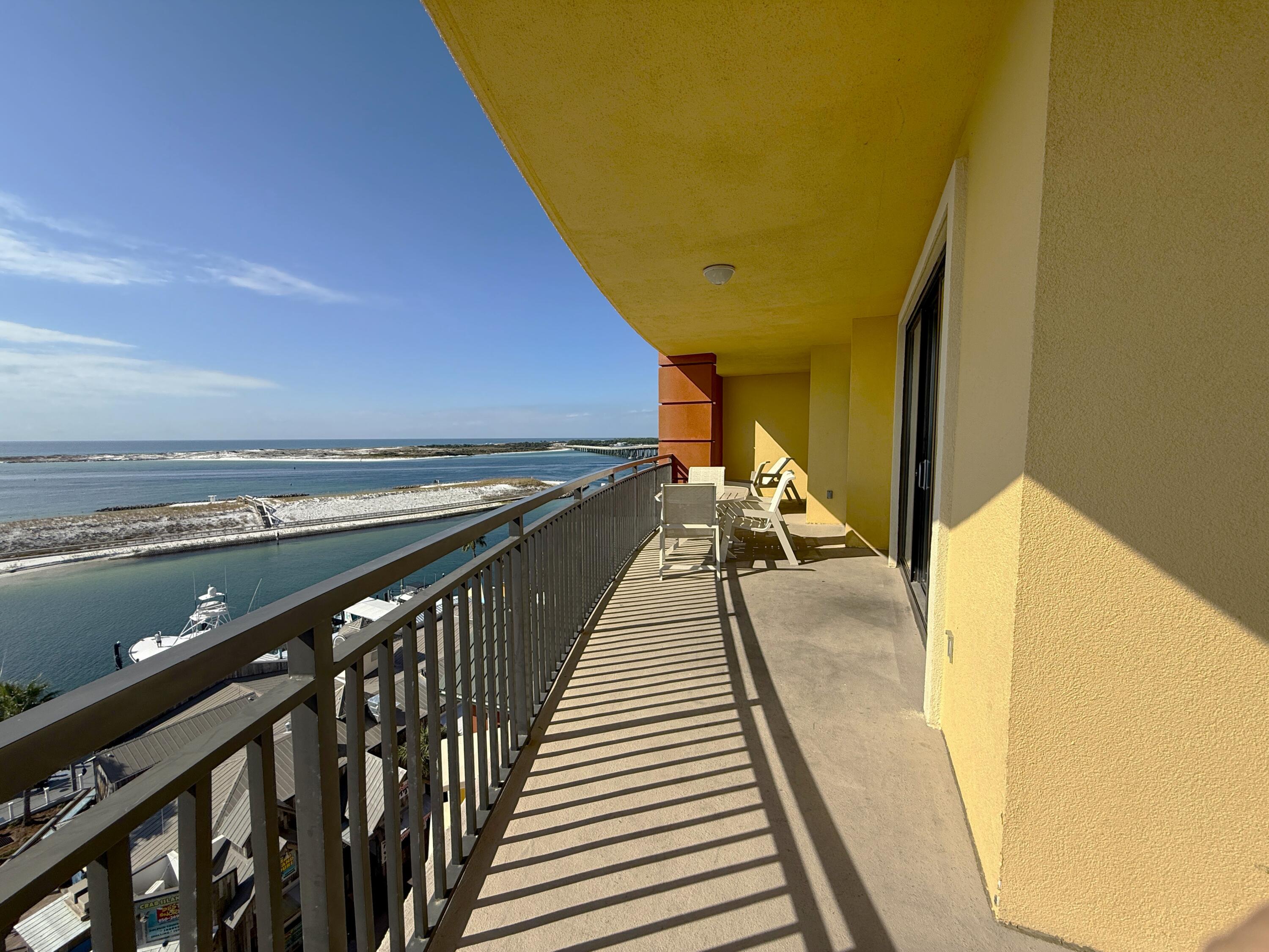 EMERALD GRANDE - Residential