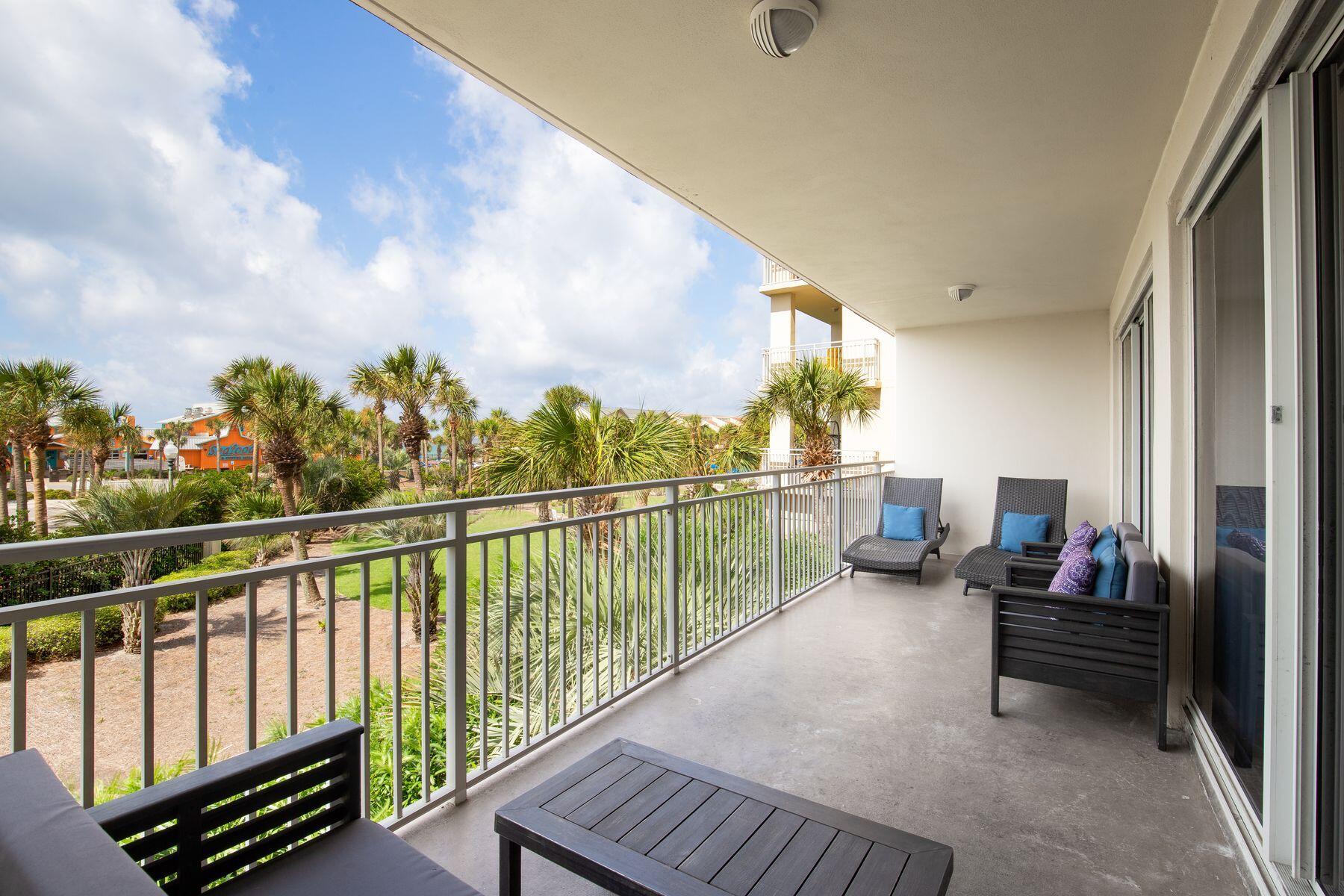 STERLING SHORES - Residential