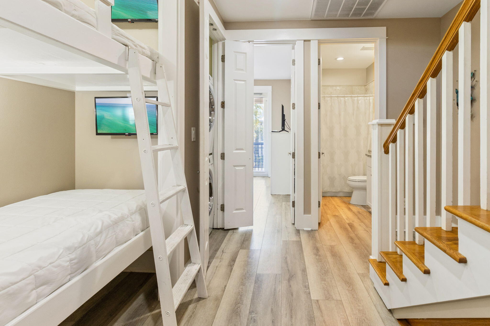 MIRAMAR BEACH VILLAS - Residential