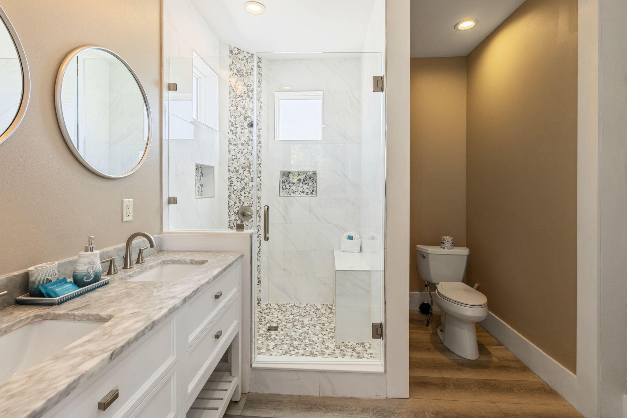 MIRAMAR BEACH VILLAS - Residential