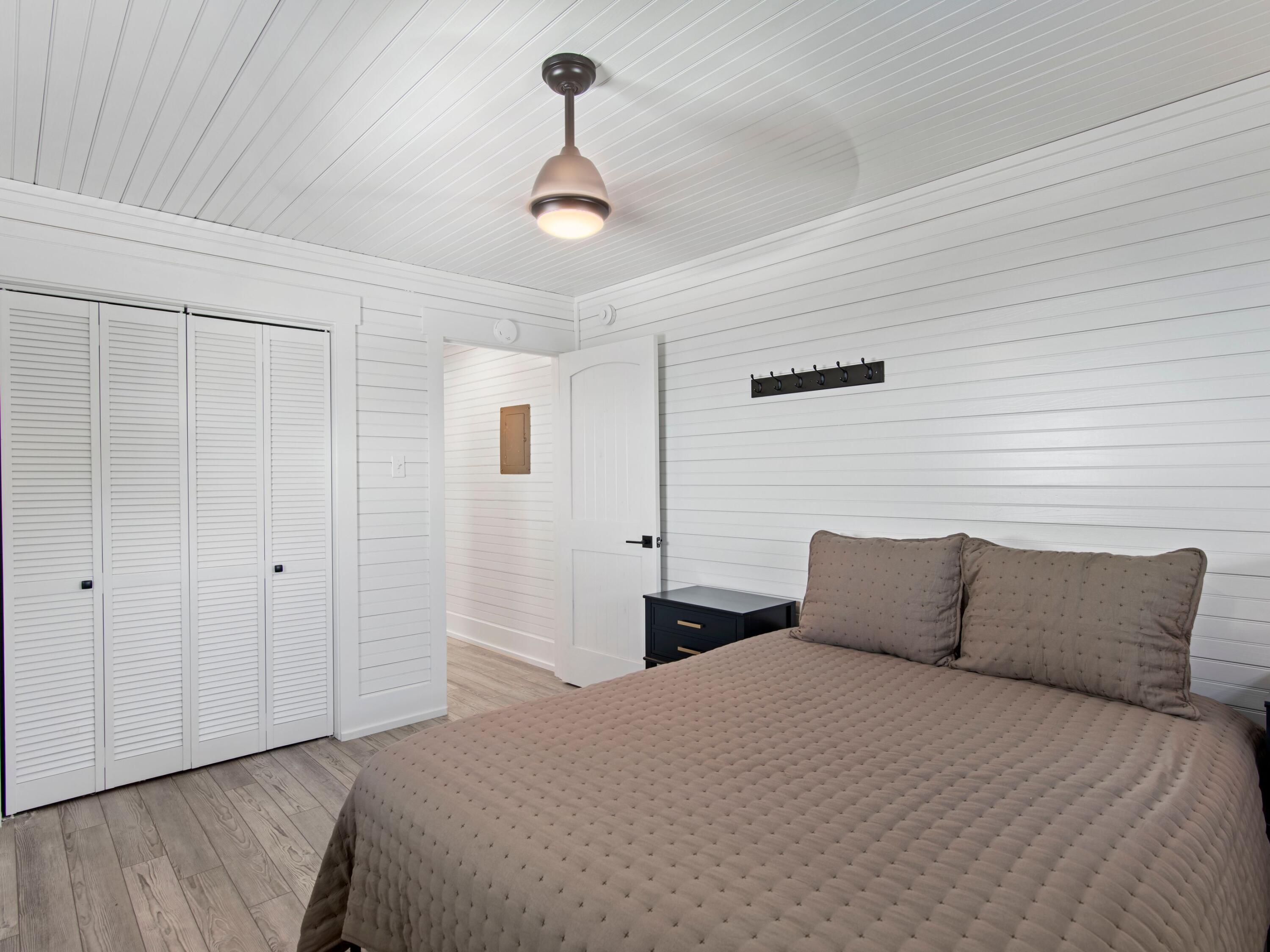 CRYSTAL BEACH - Residential