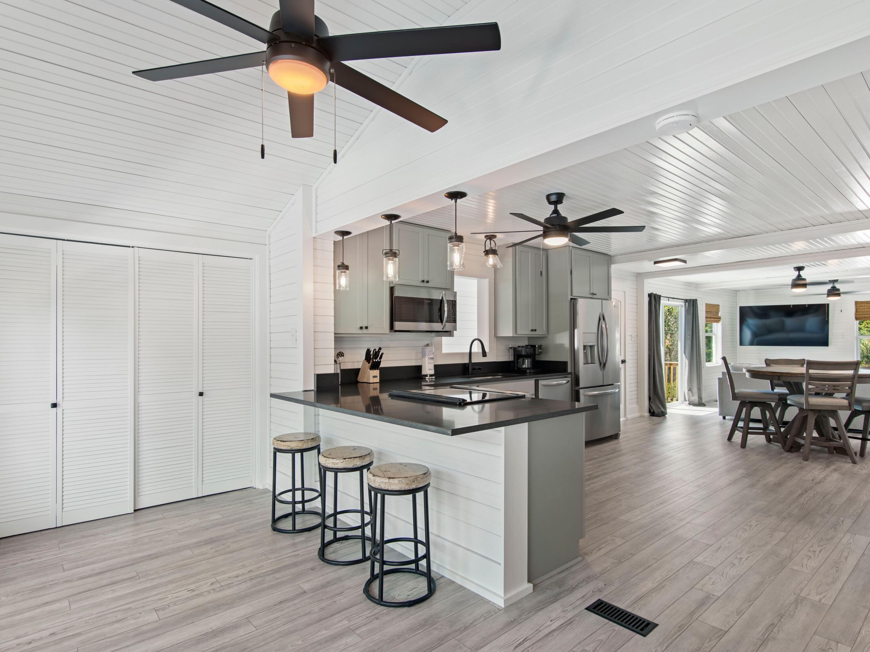 CRYSTAL BEACH - Residential