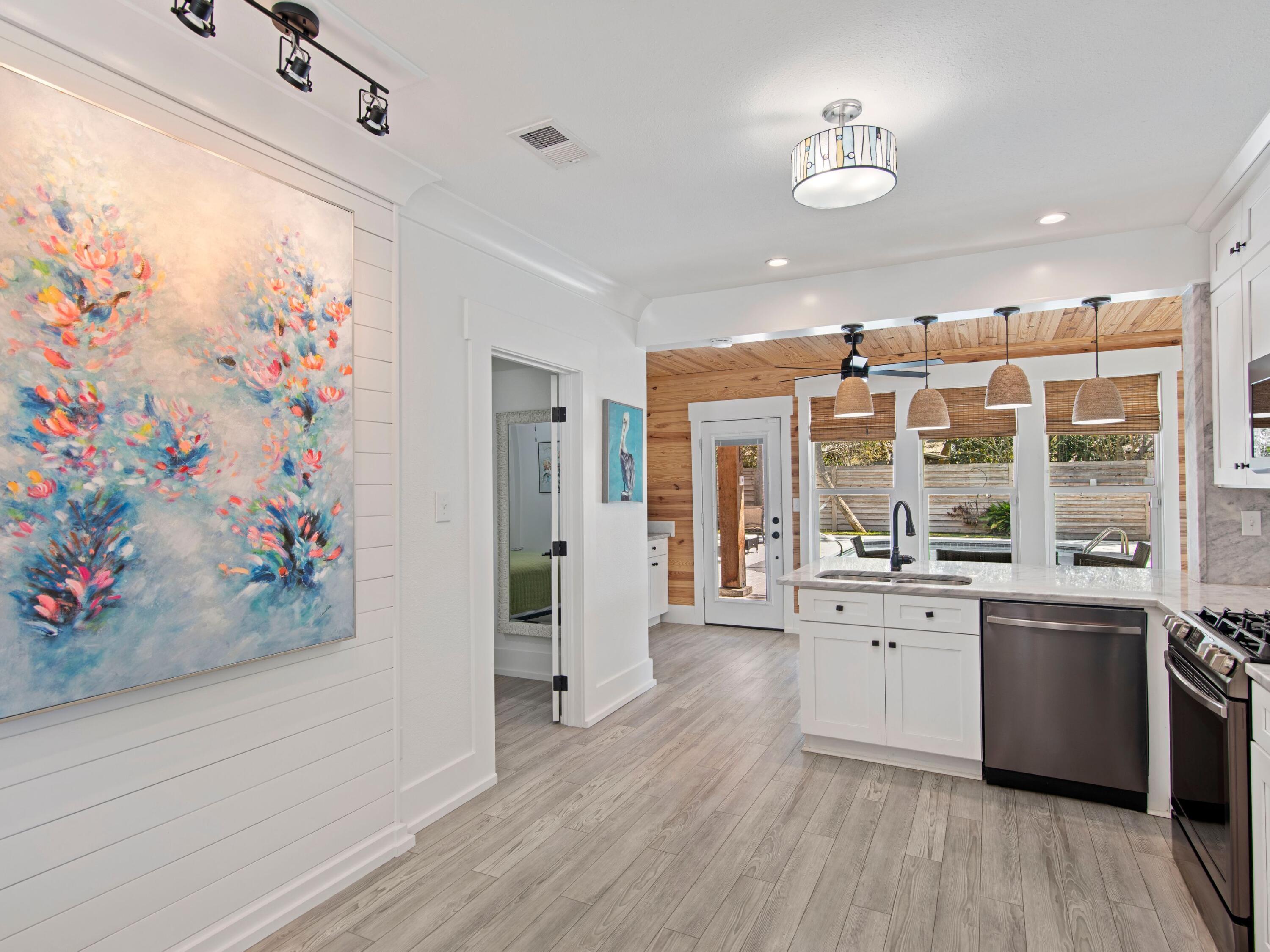 CRYSTAL BEACH - Residential