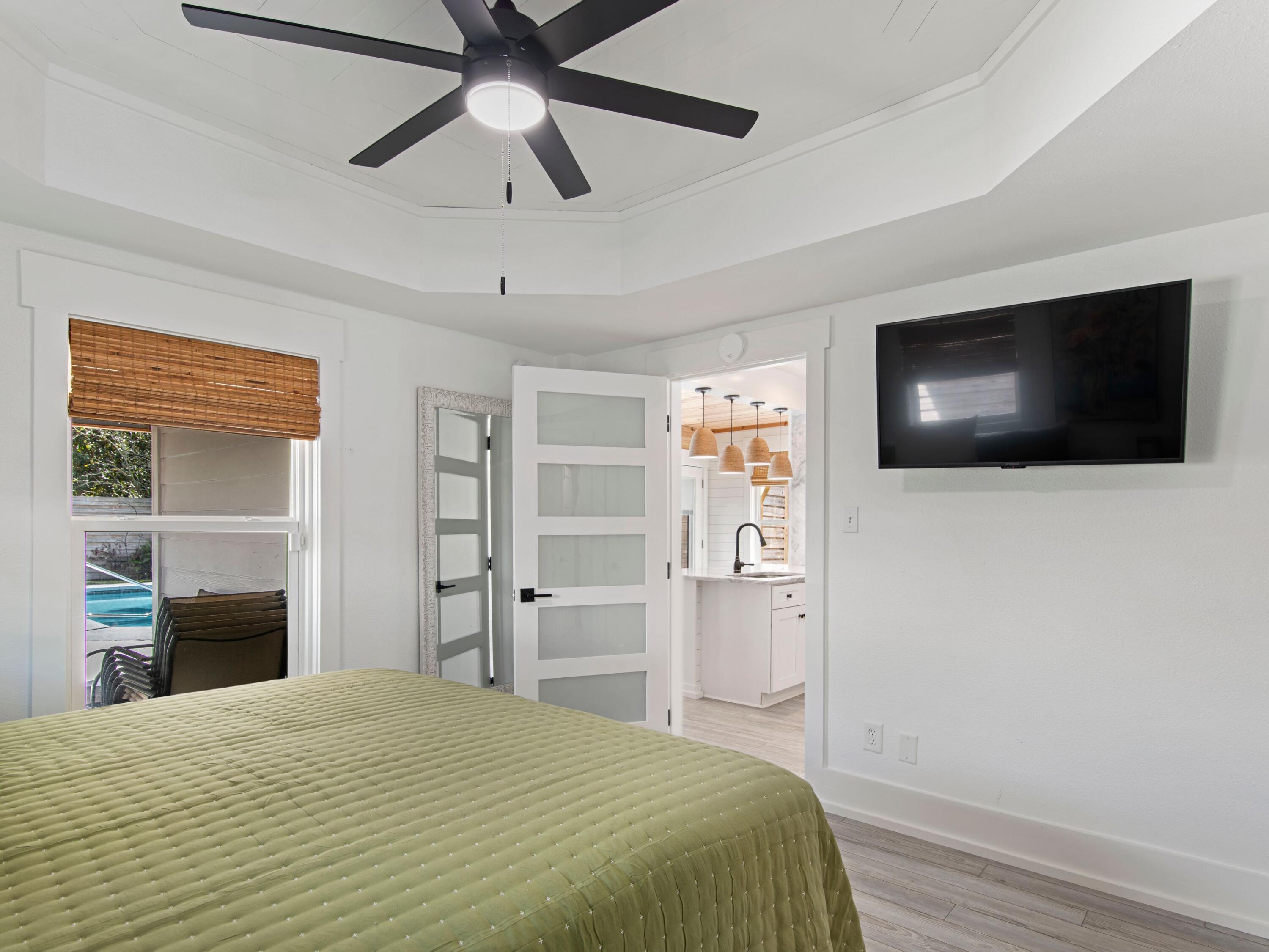 CRYSTAL BEACH - Residential