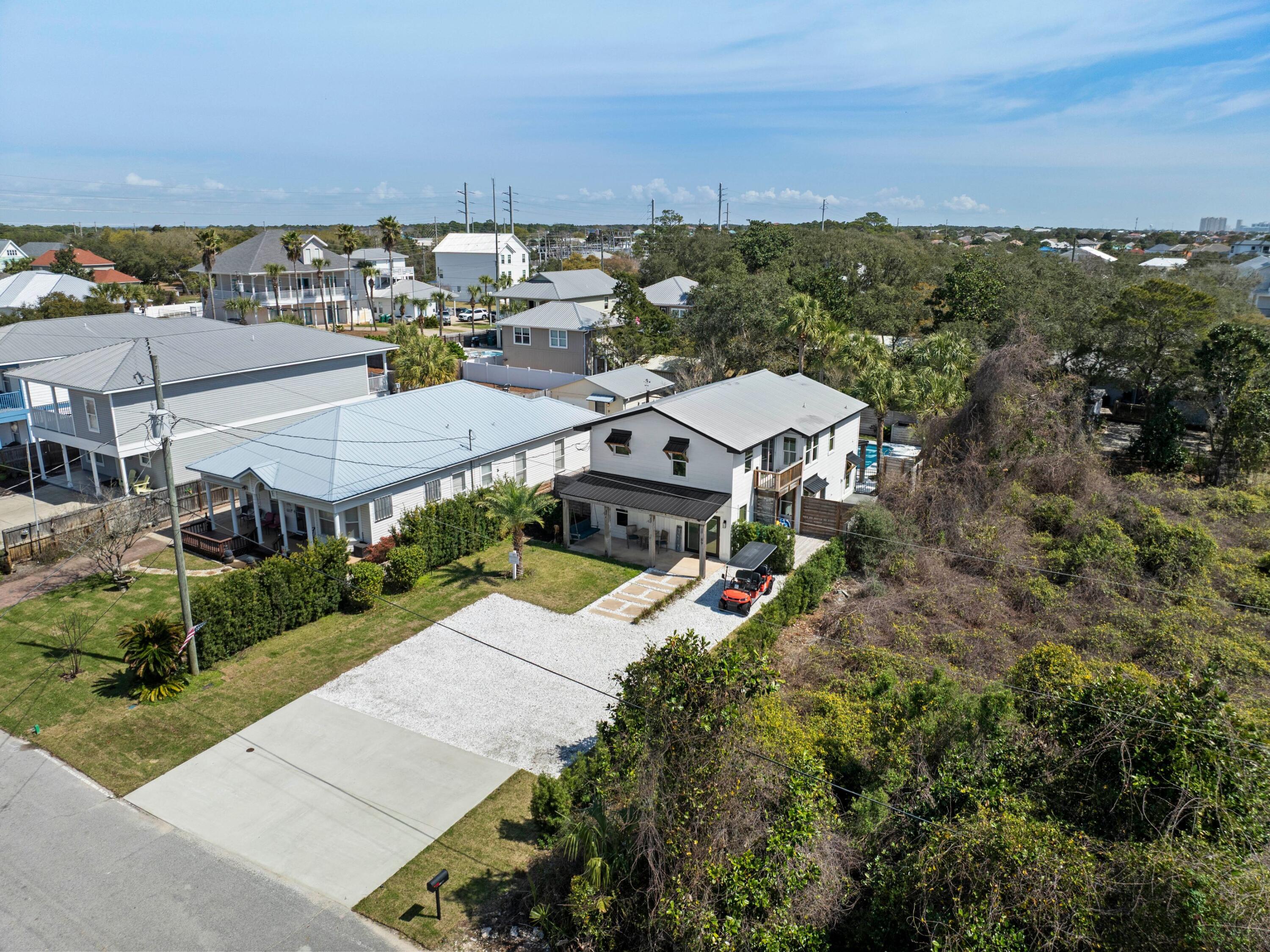 CRYSTAL BEACH - Residential