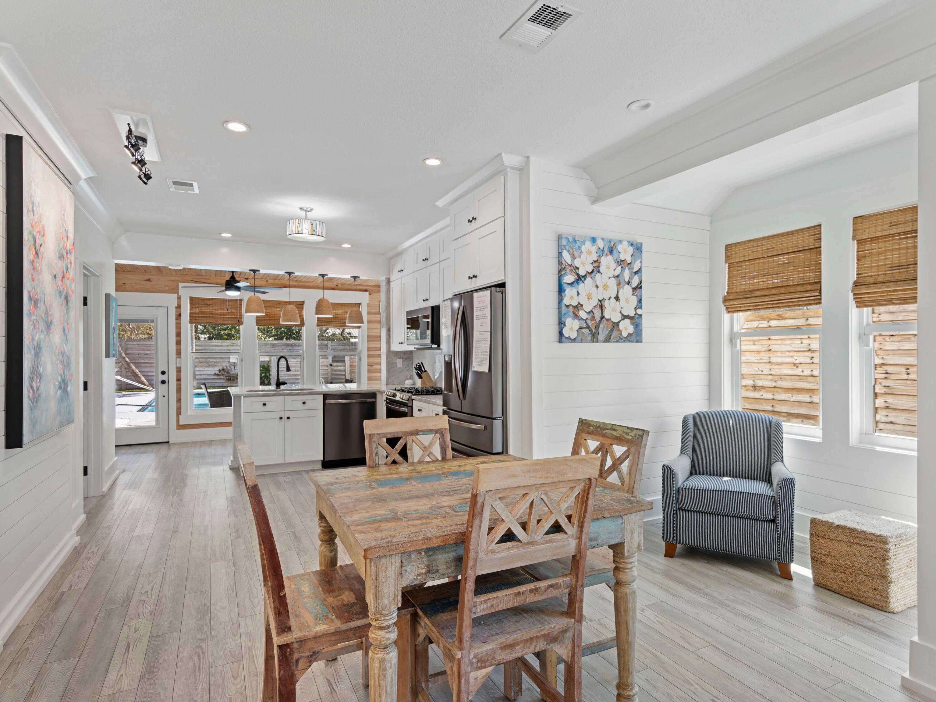 CRYSTAL BEACH - Residential