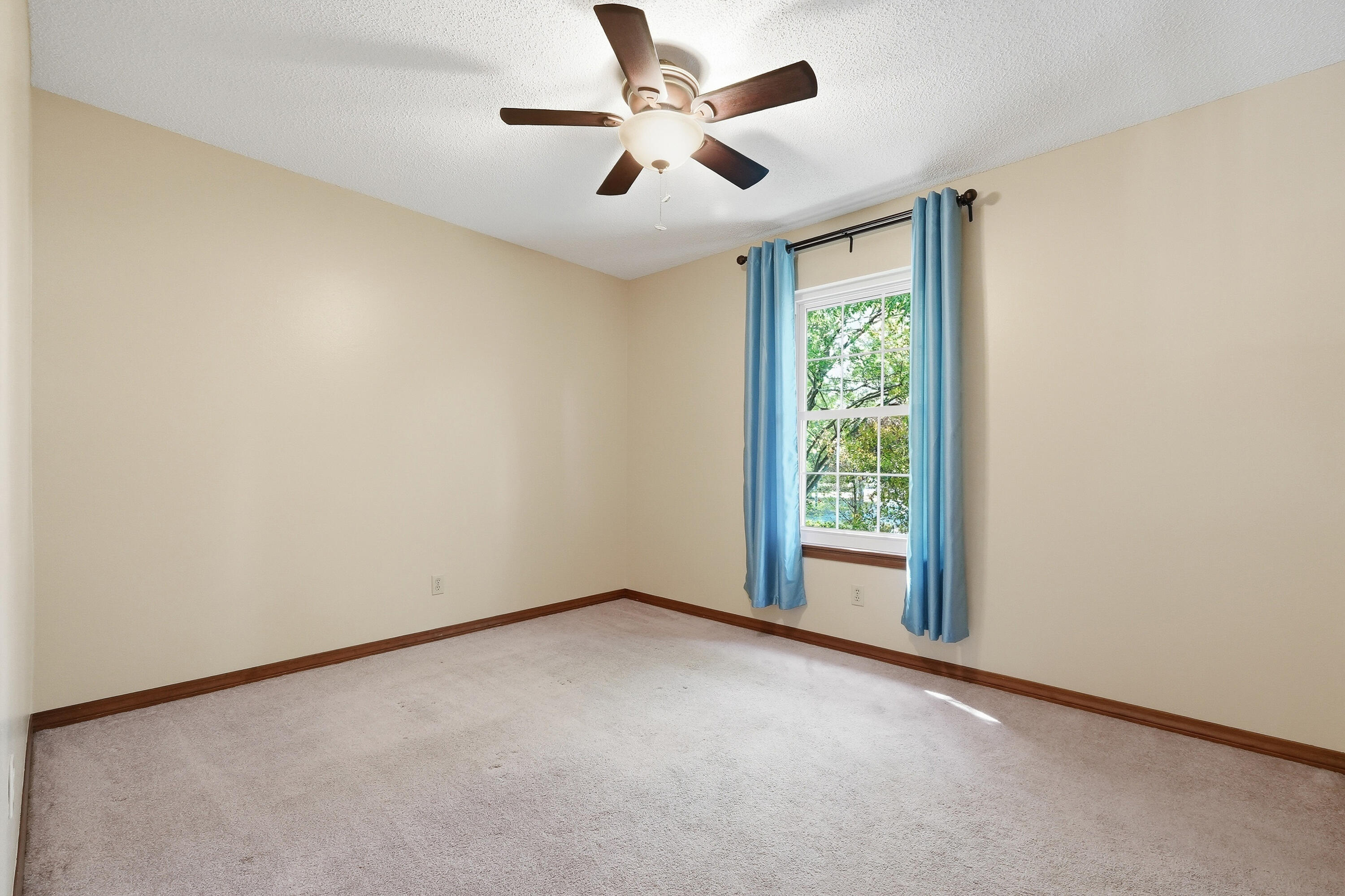 WILLOW BEND PH 2 - Residential